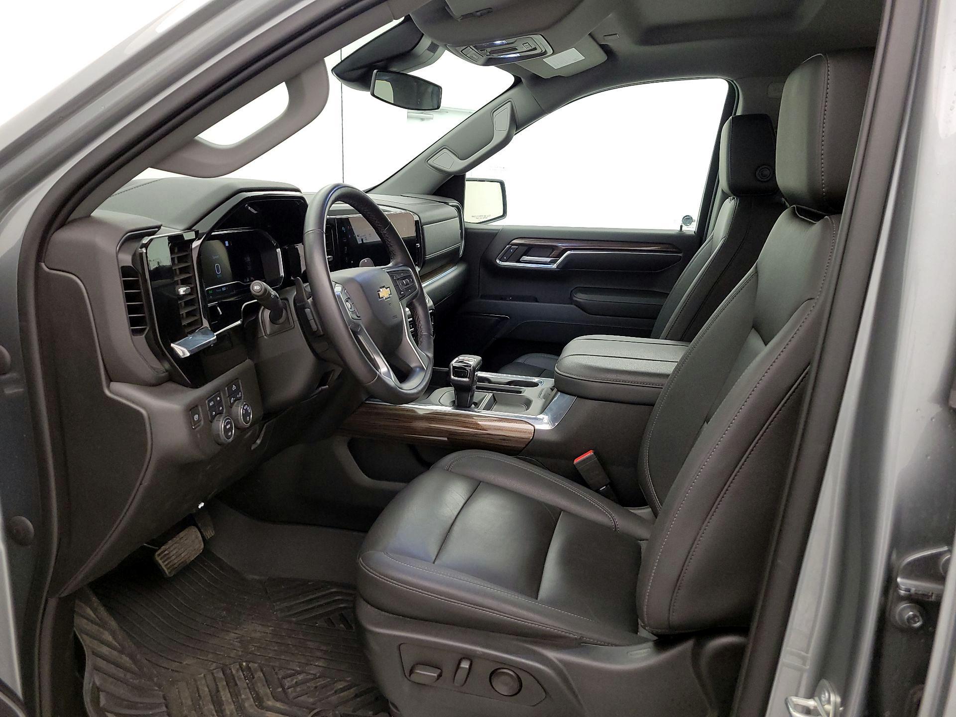 Thumbnail: 2023 Chevrolet Silverado 1500 - 11