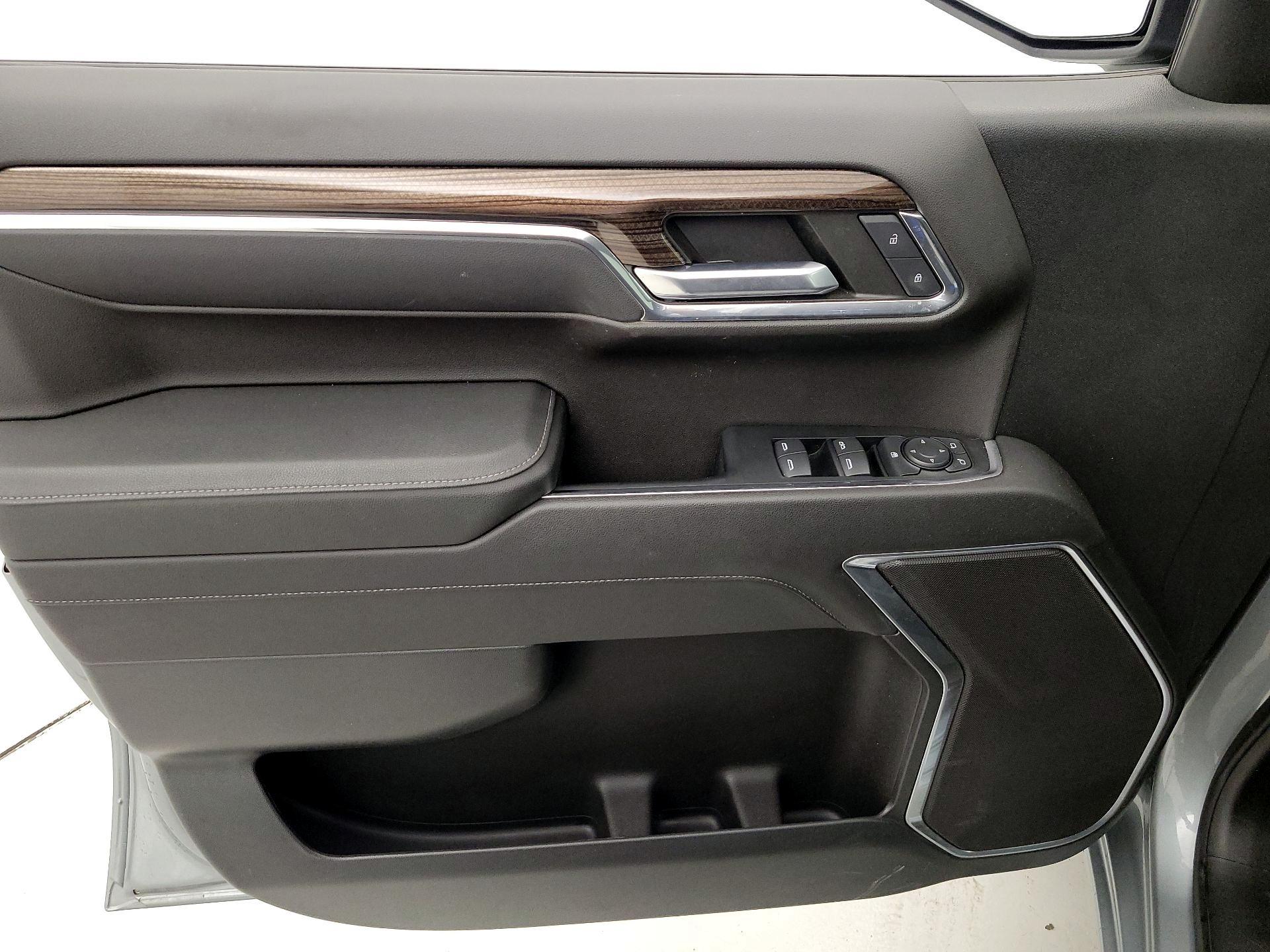 Thumbnail: 2023 Chevrolet Silverado 1500 - 12