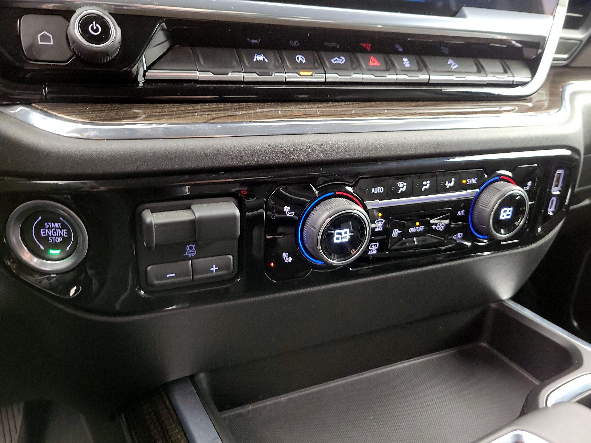 Thumbnail: 2023 Chevrolet Silverado 1500 - 17