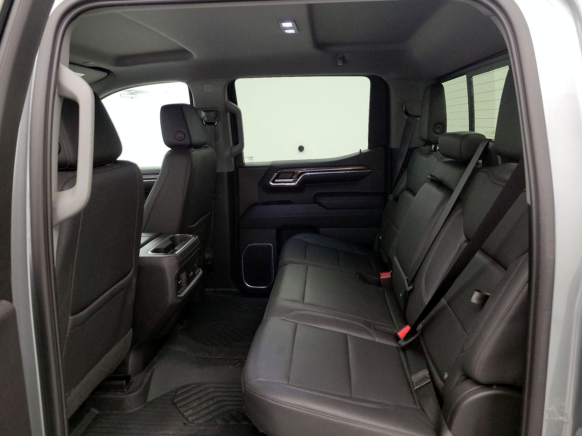 Thumbnail: 2023 Chevrolet Silverado 1500 - 20