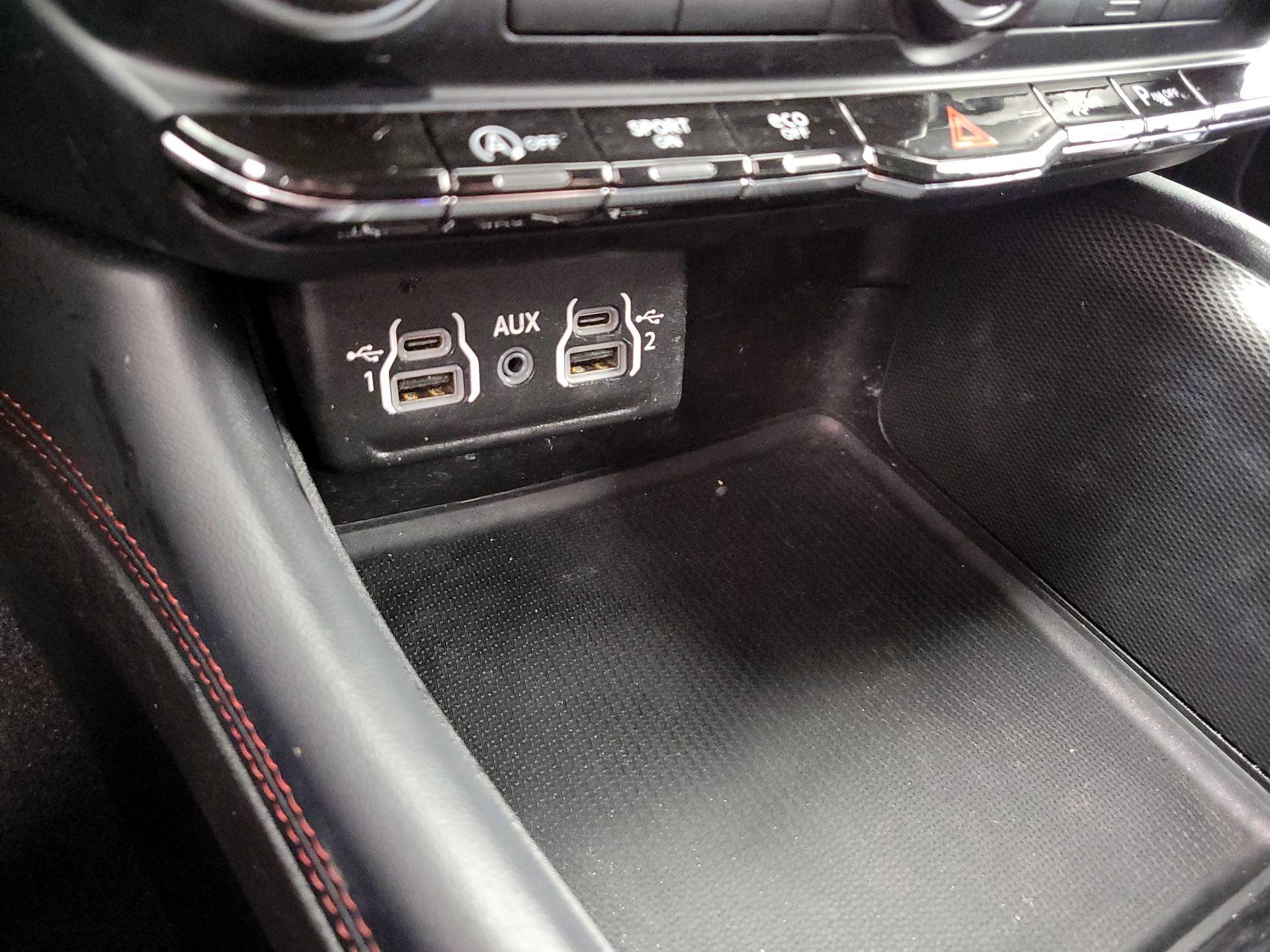 Thumbnail: 2023 Dodge Durango - 18