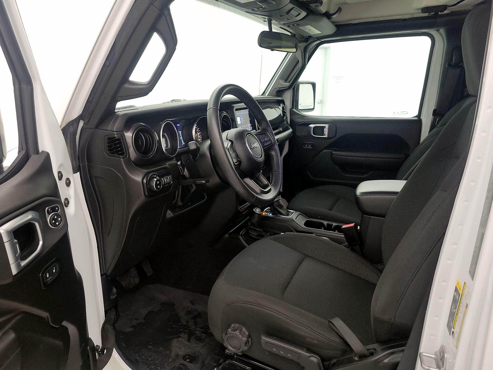 Thumbnail: 2022 Jeep Gladiator - 11