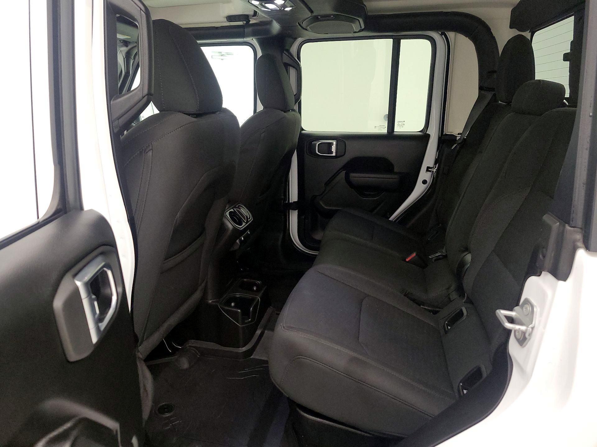 Thumbnail: 2022 Jeep Gladiator - 19