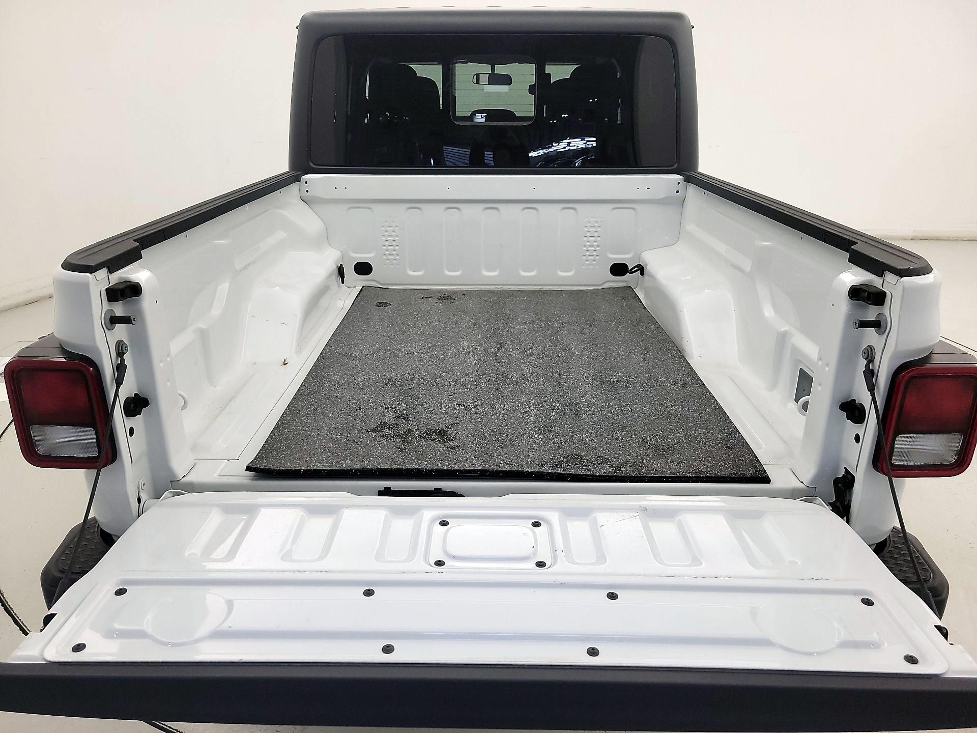 Thumbnail: 2022 Jeep Gladiator - 20