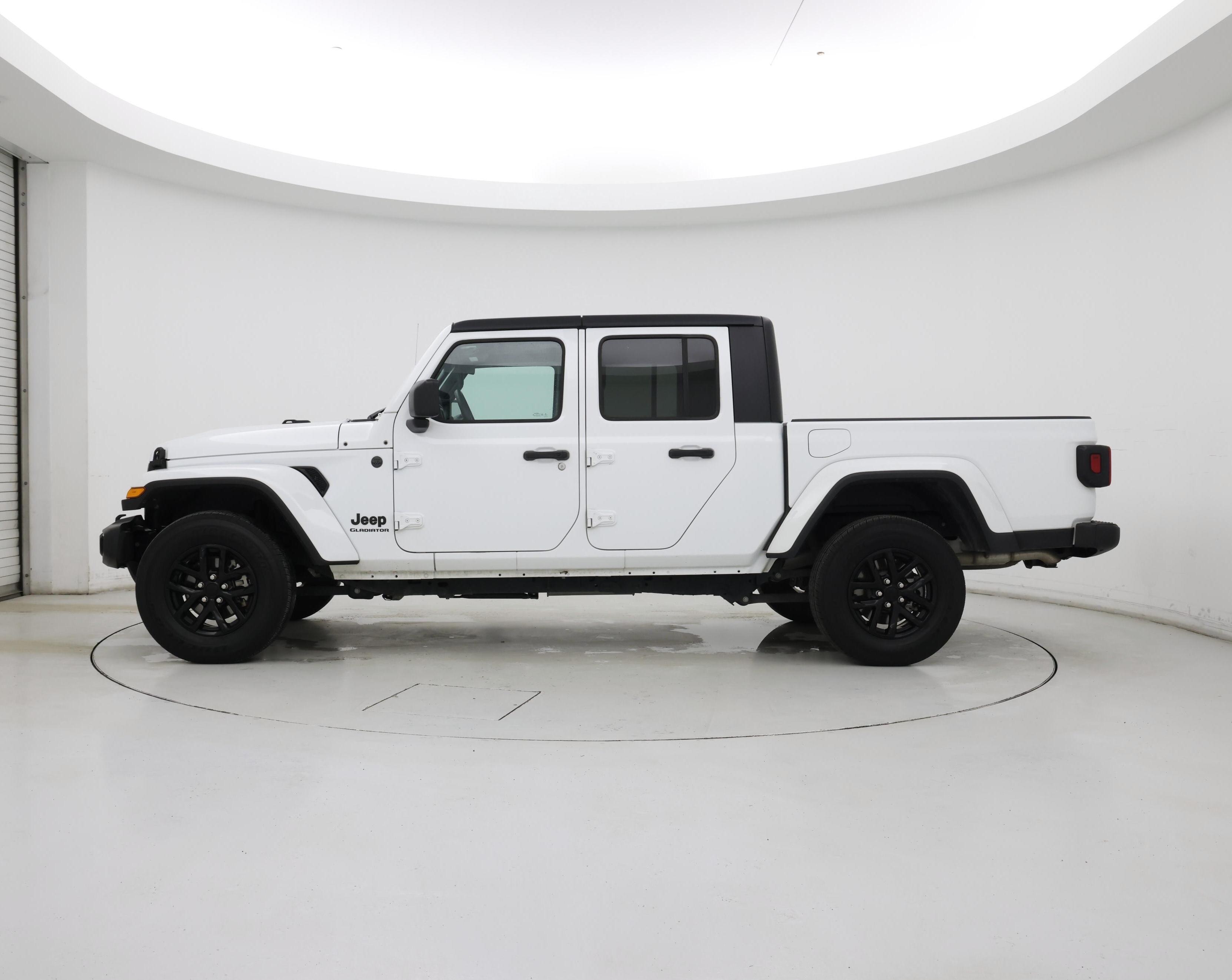 Thumbnail: 2022 Jeep Gladiator - 3