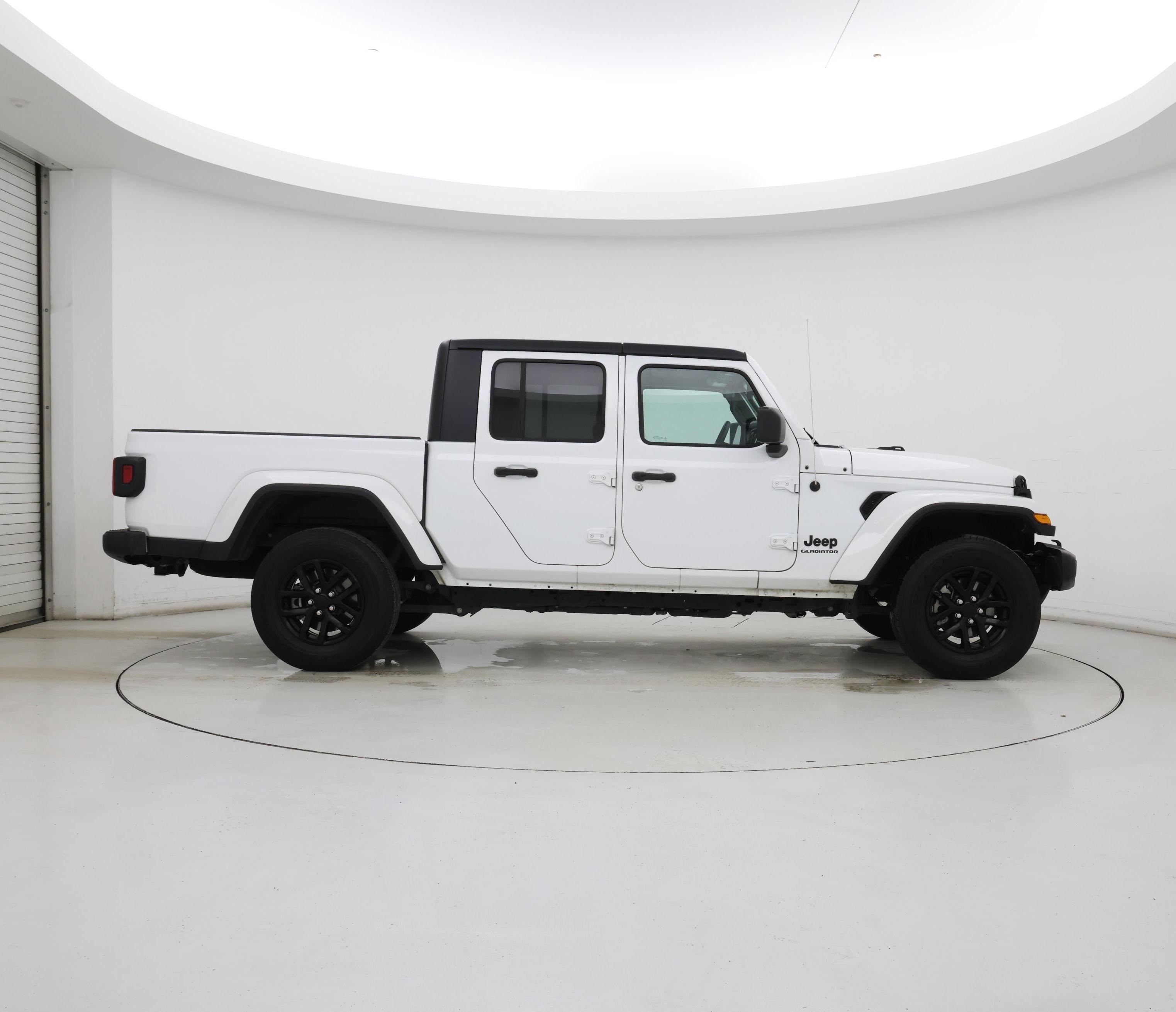 Thumbnail: 2022 Jeep Gladiator - 7