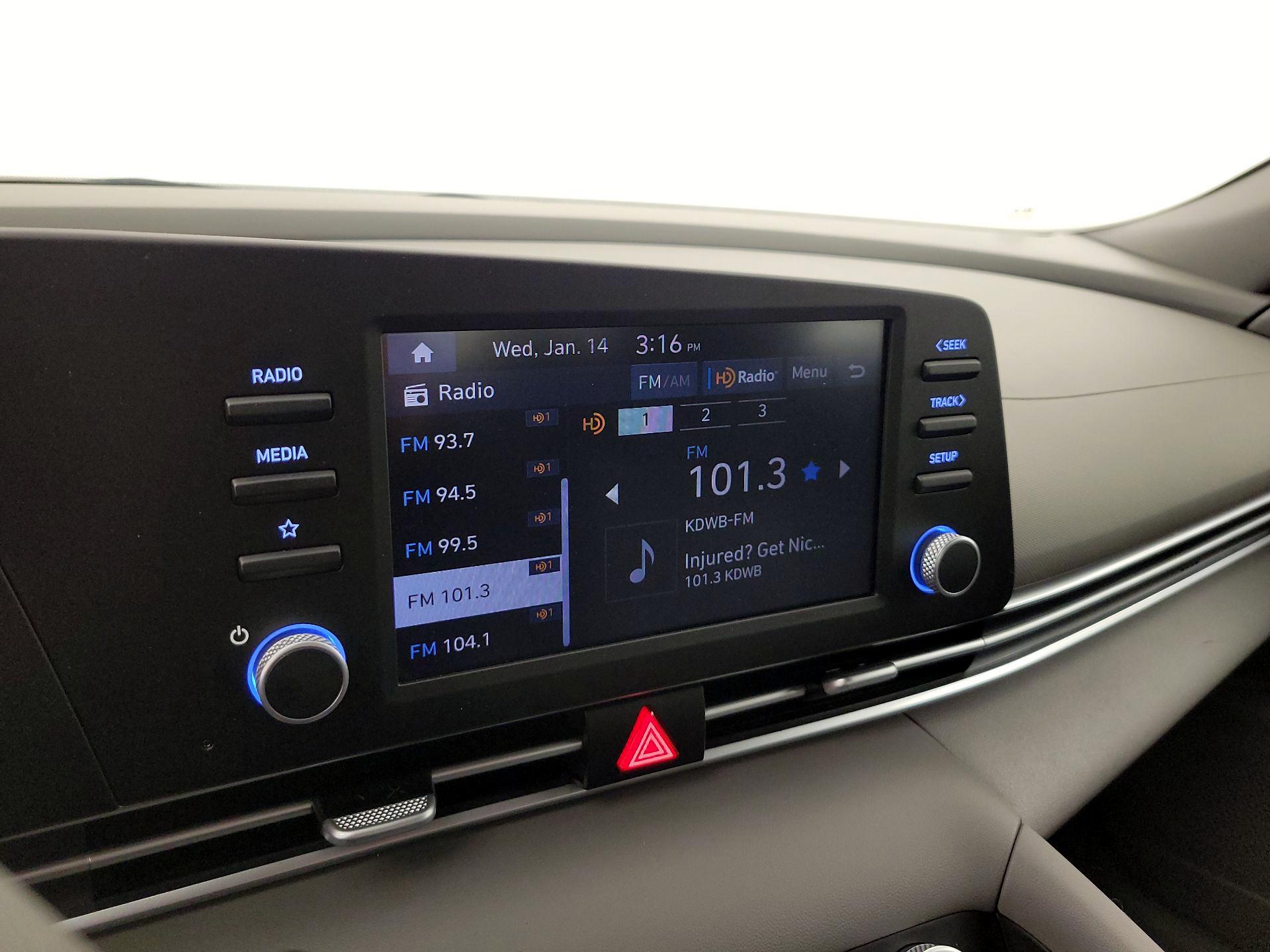 Thumbnail: 2024 Hyundai Elantra - 15