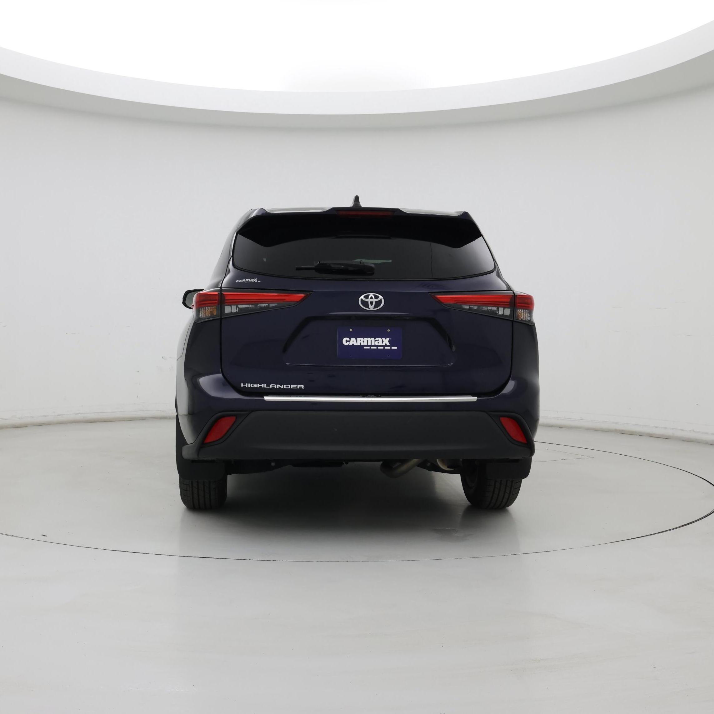 Thumbnail: 2023 Toyota Highlander - 6