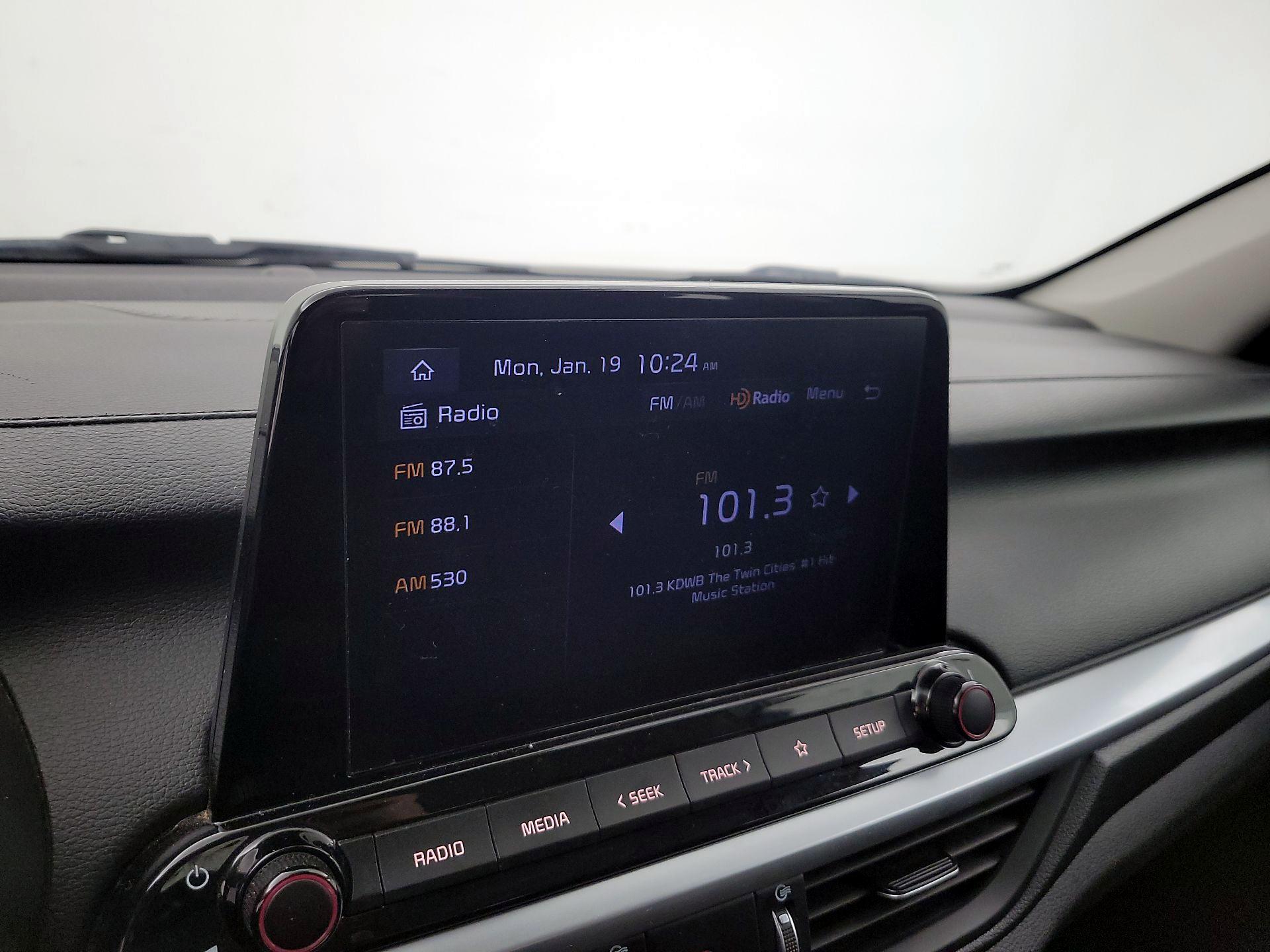 Thumbnail: 2024 Kia Forte - 15