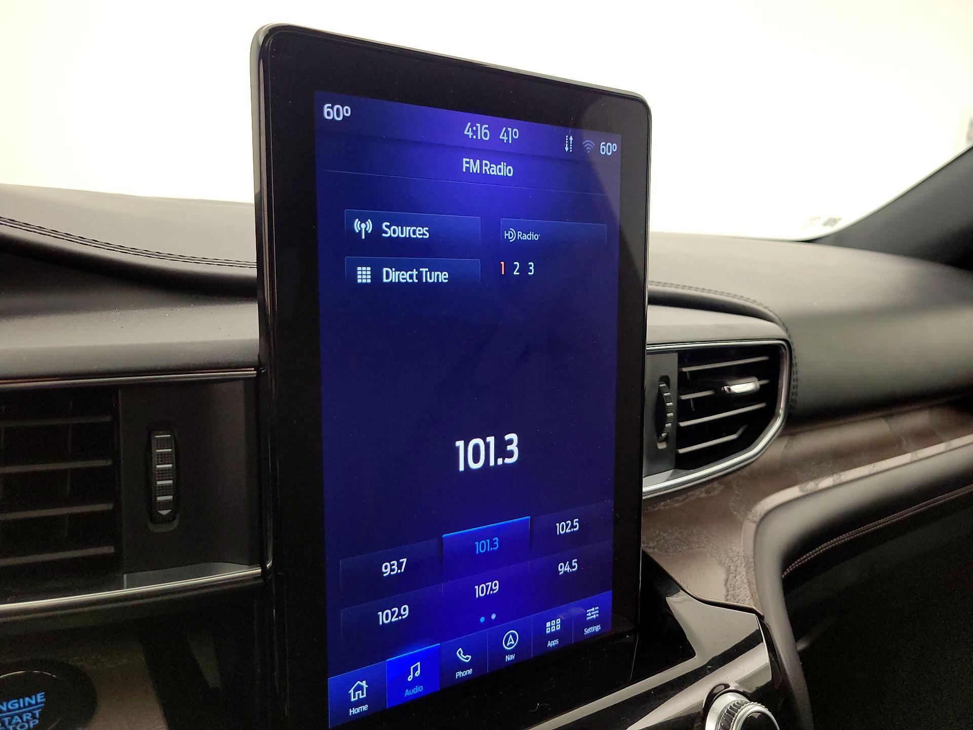 Thumbnail: 2022 Ford Explorer - 16