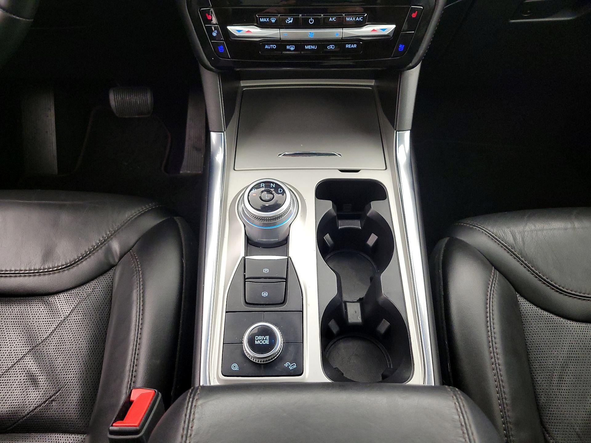 Thumbnail: 2022 Ford Explorer - 18