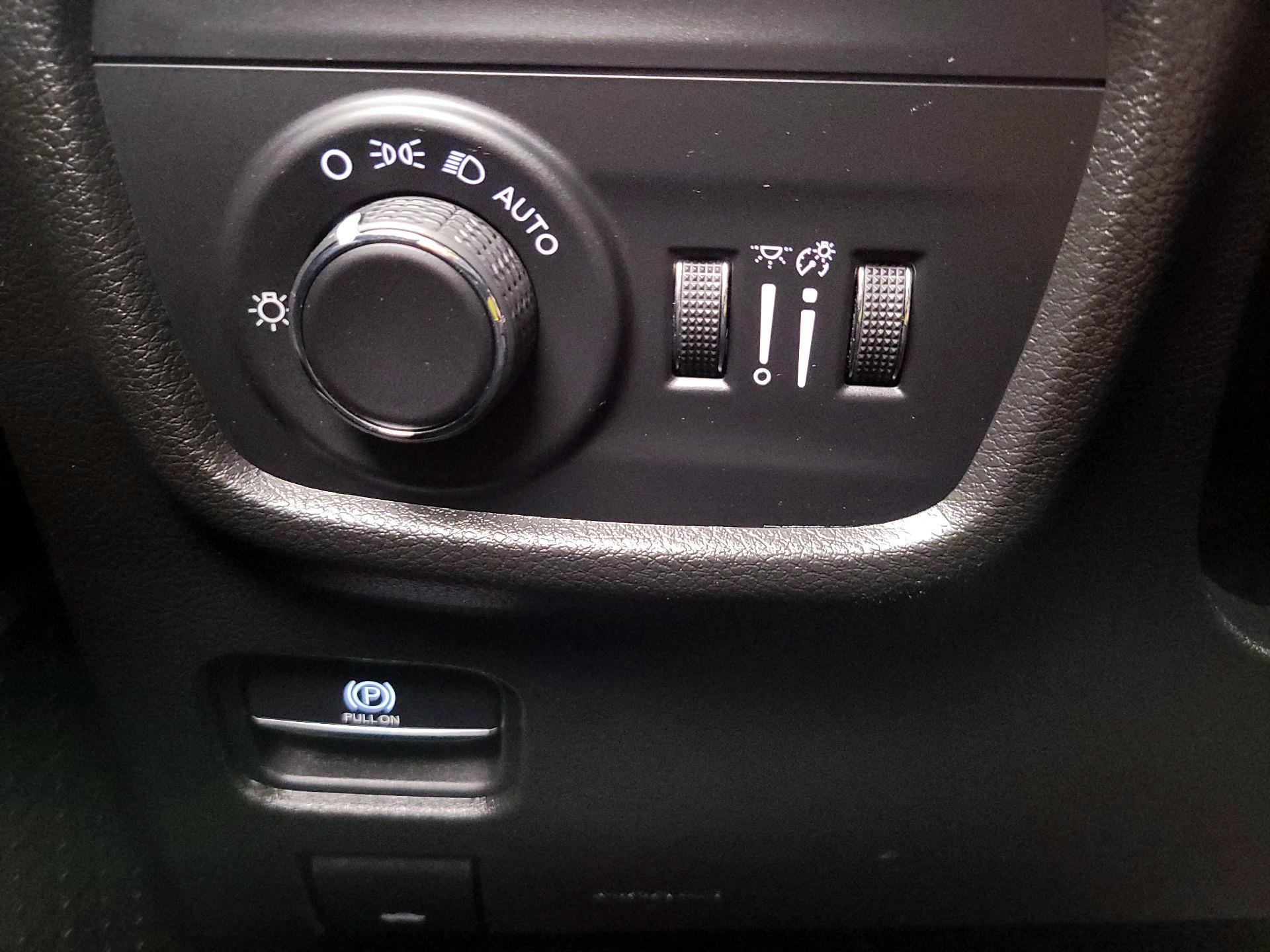 Thumbnail: 2022 Jeep Grand Cherokee - 13