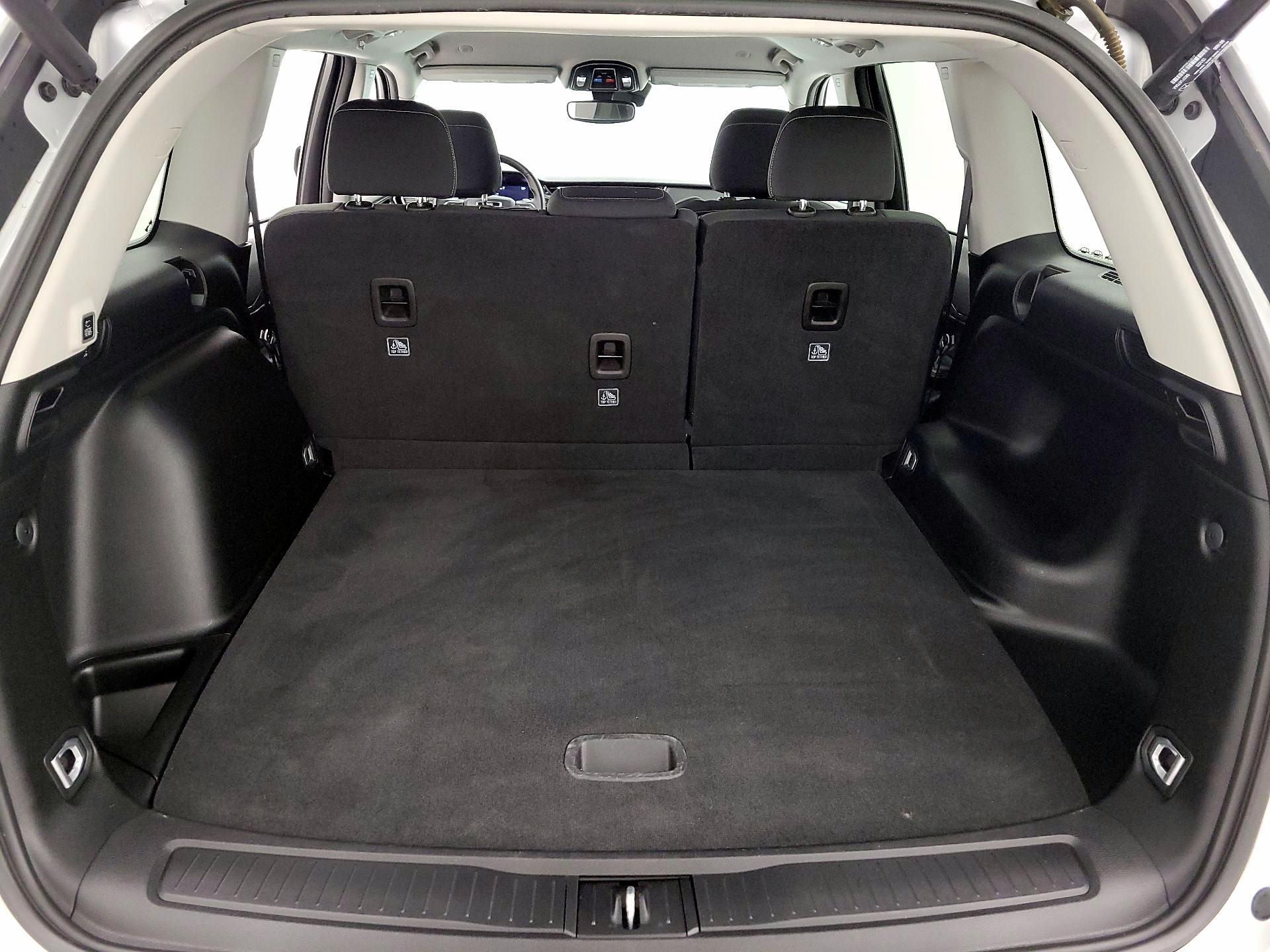 Thumbnail: 2022 Jeep Grand Cherokee - 20