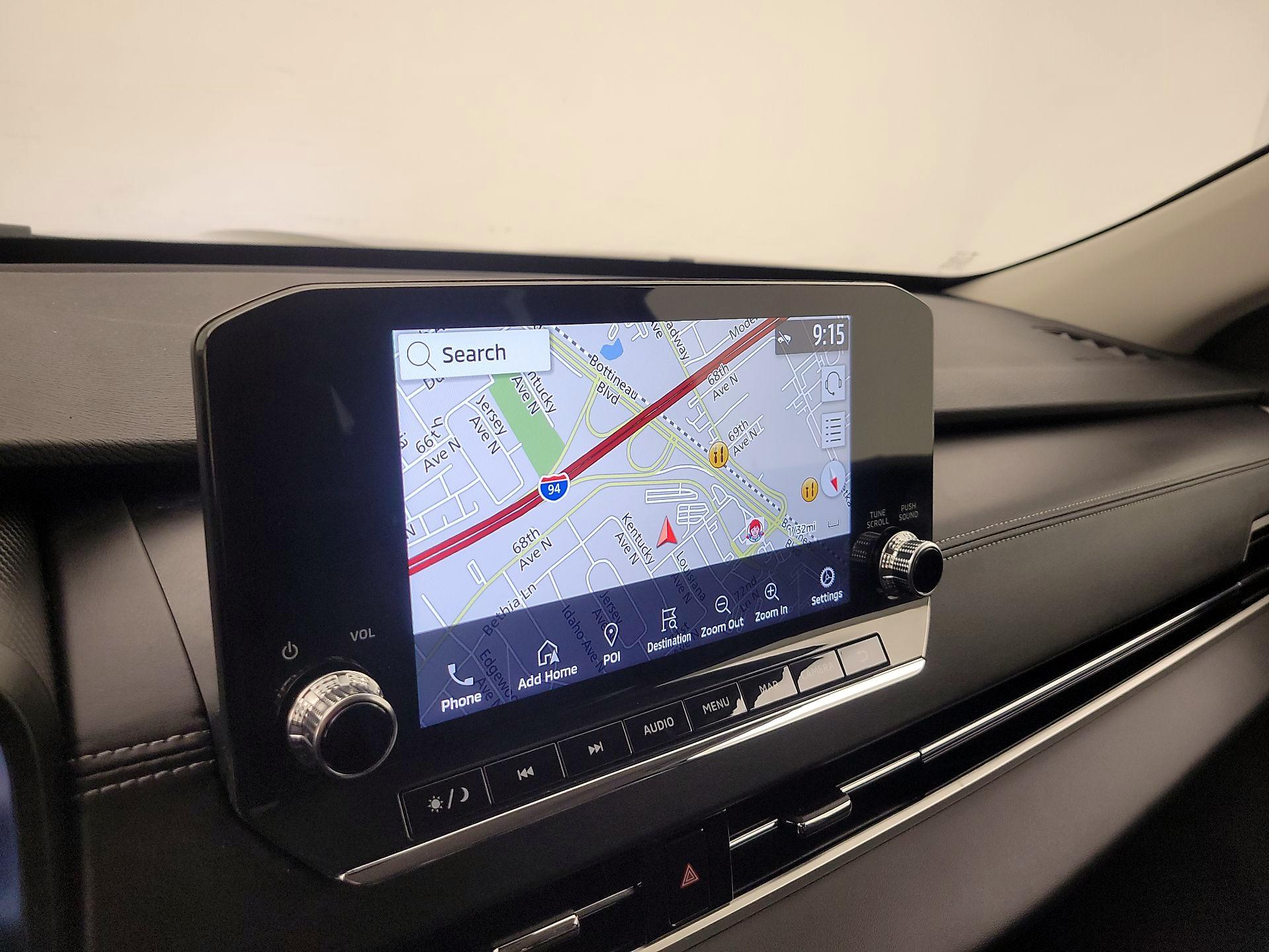 Thumbnail: 2023 Mitsubishi Outlander - 14