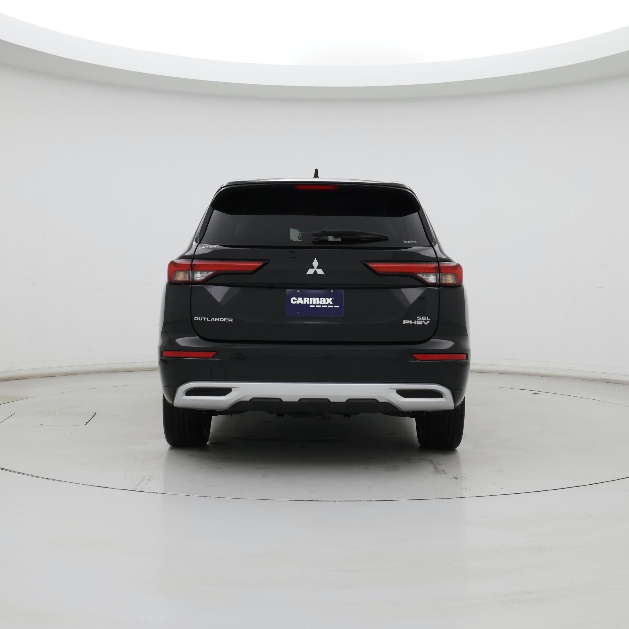 Thumbnail: 2023 Mitsubishi Outlander - 6