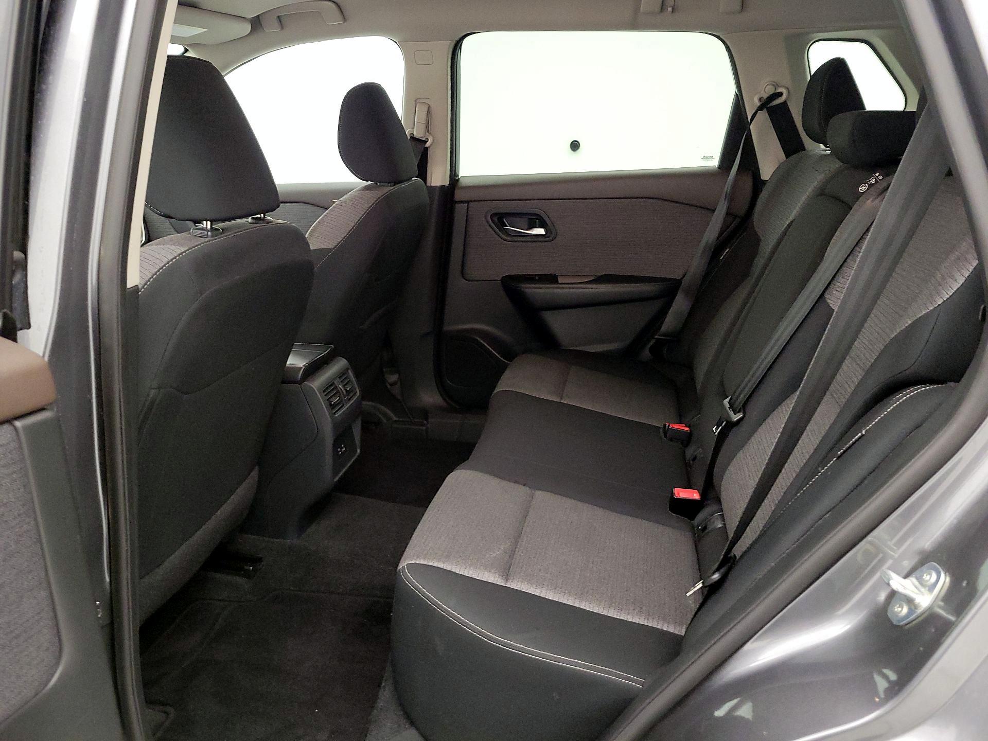 Thumbnail: 2023 Nissan Rogue - 19