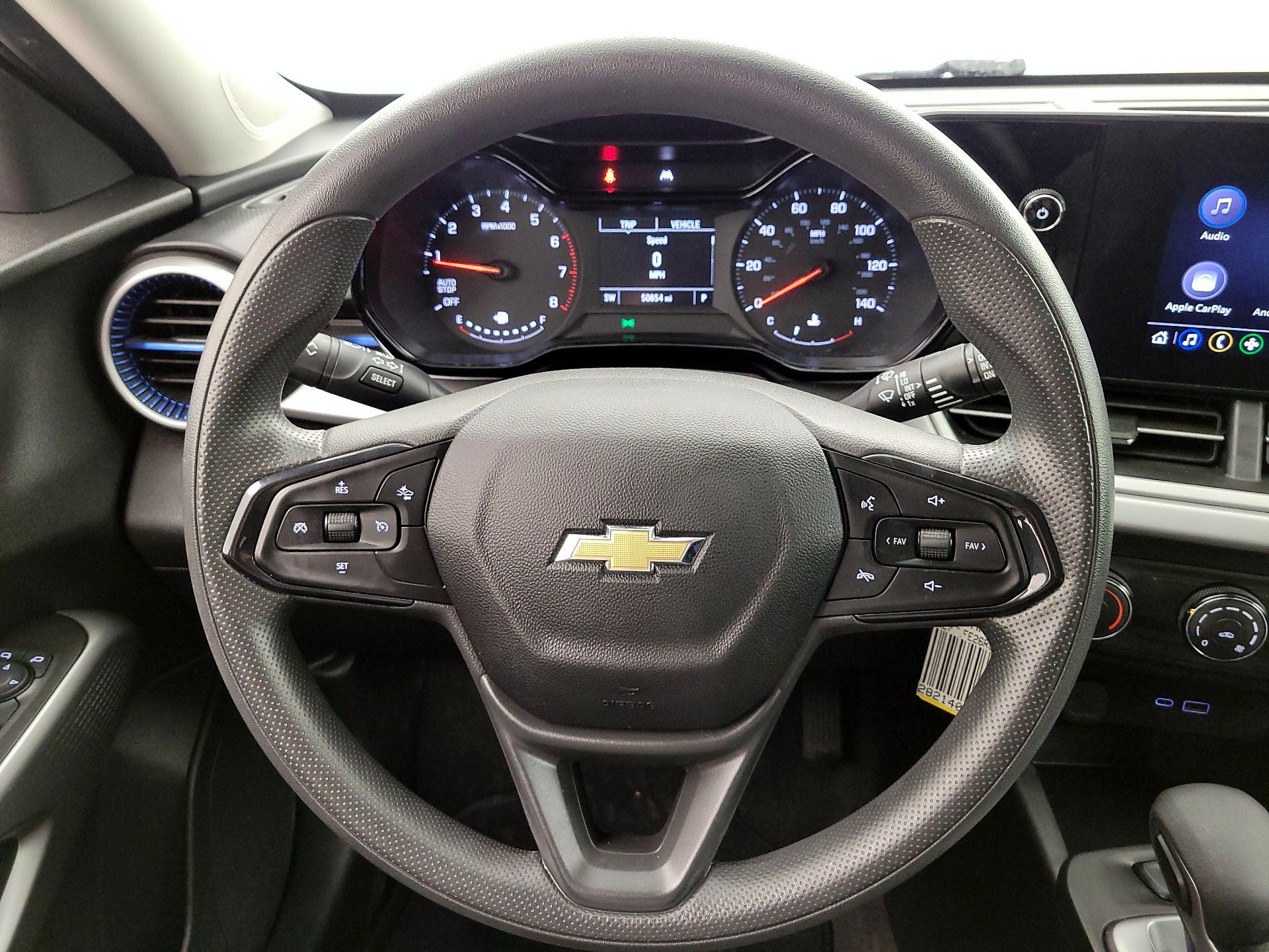 Thumbnail: 2024 Chevrolet Trax - 10