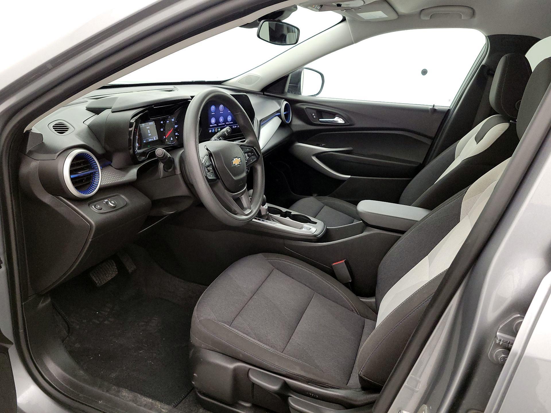 Thumbnail: 2024 Chevrolet Trax - 11