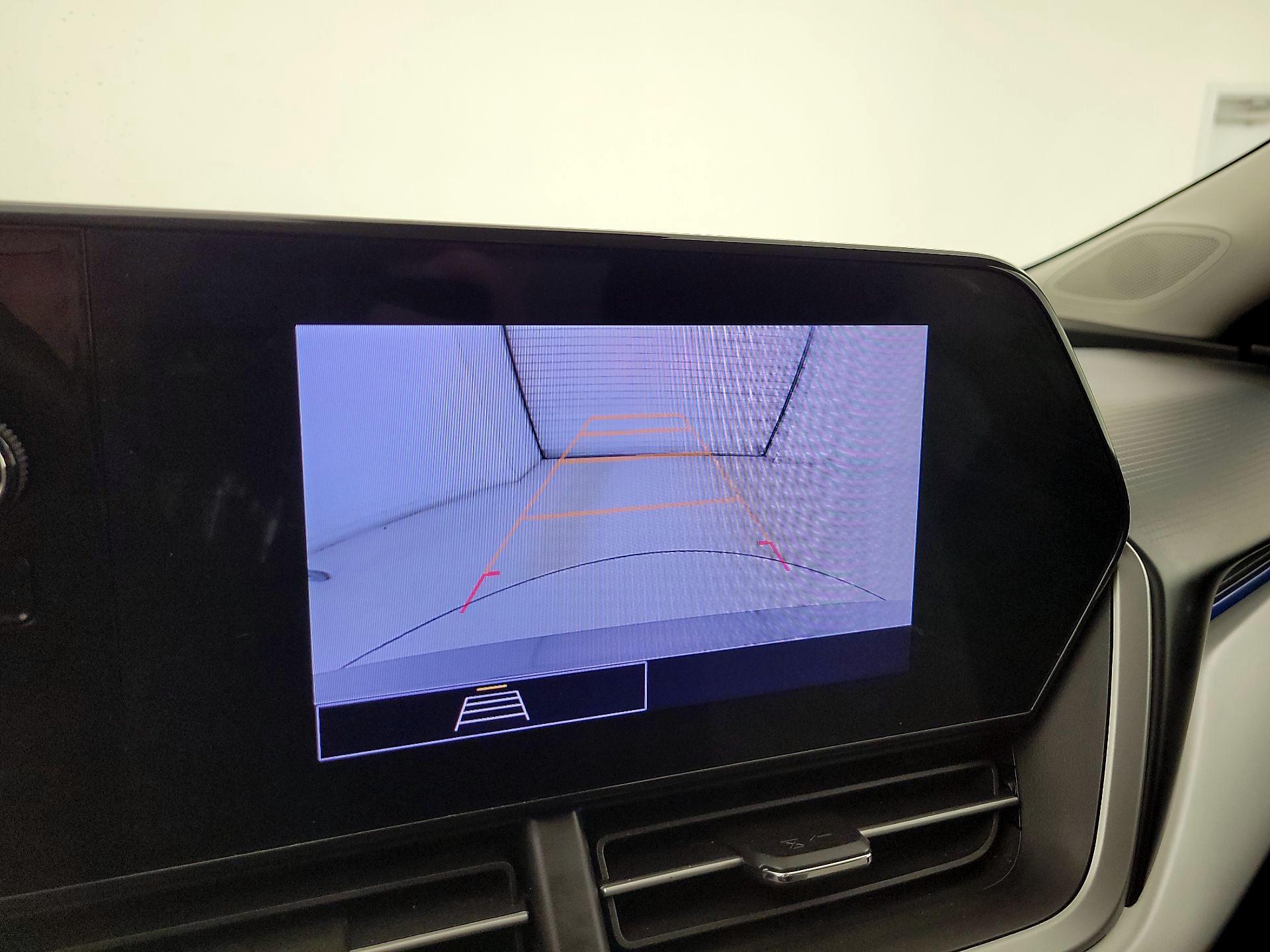 Thumbnail: 2024 Chevrolet Trax - 15