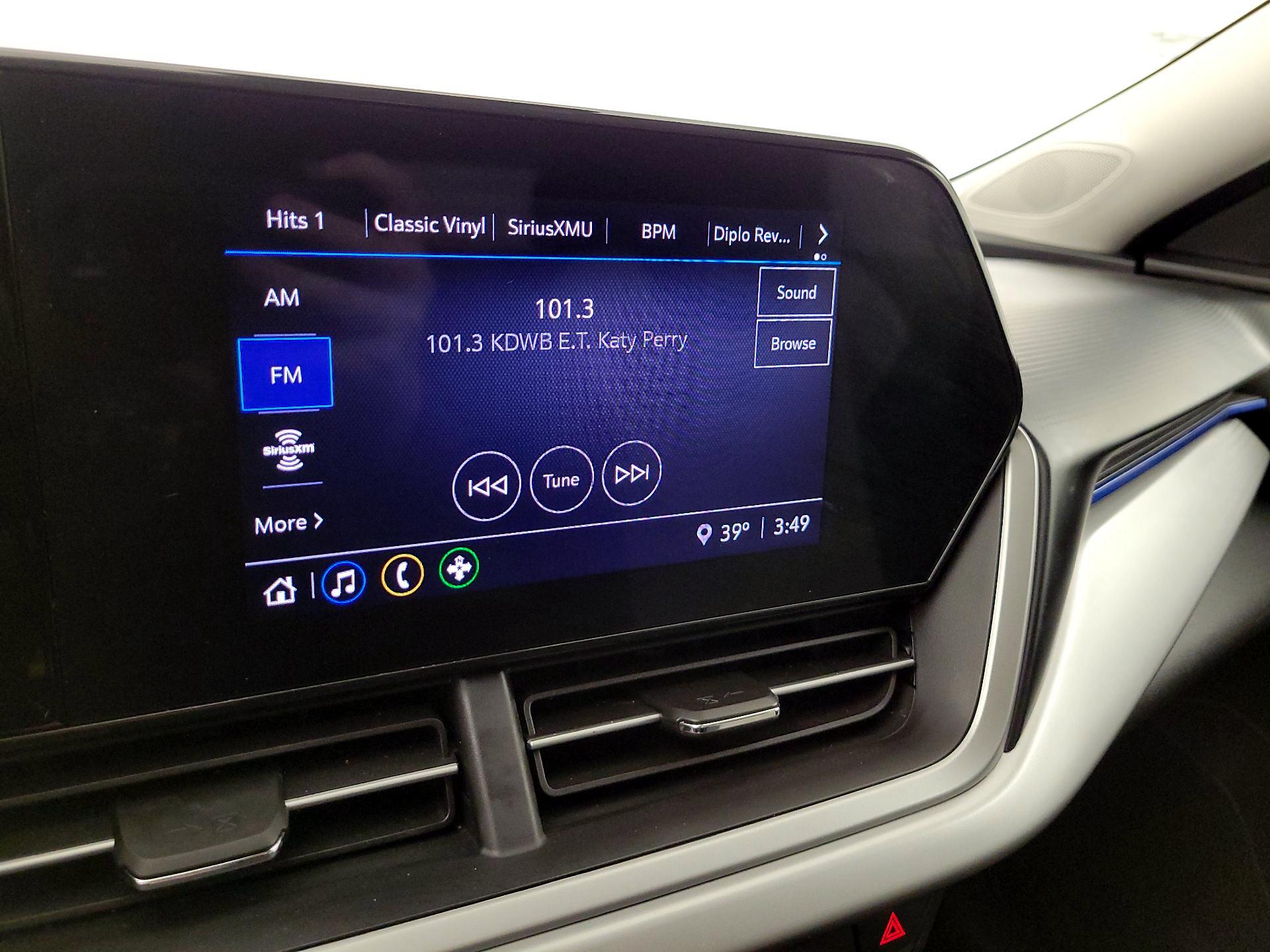 Thumbnail: 2024 Chevrolet Trax - 16