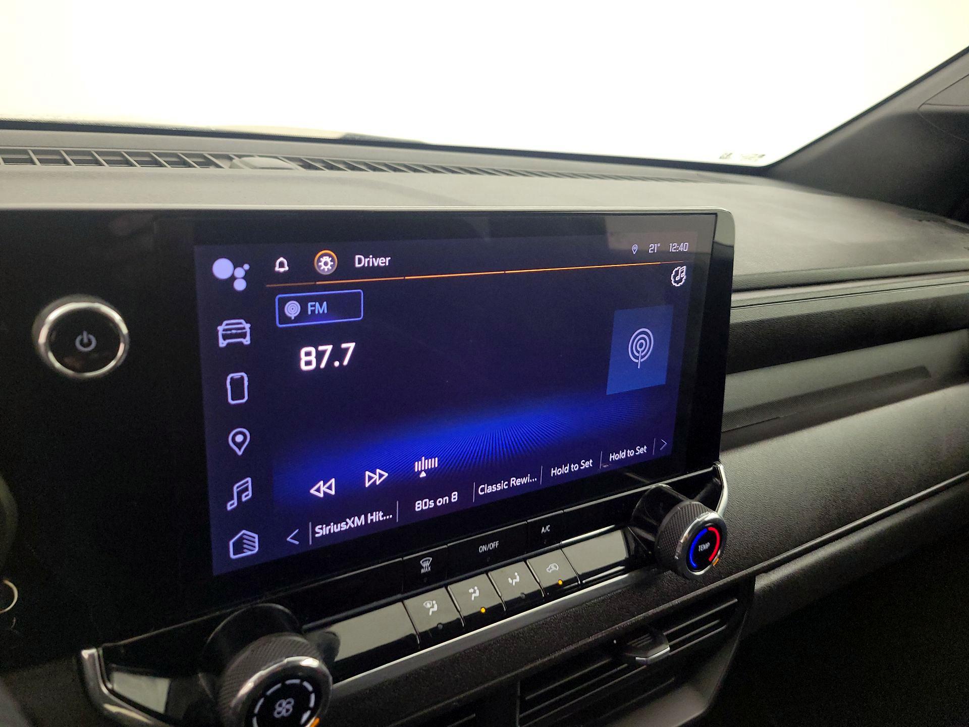 Thumbnail: 2023 Chevrolet Colorado - 16