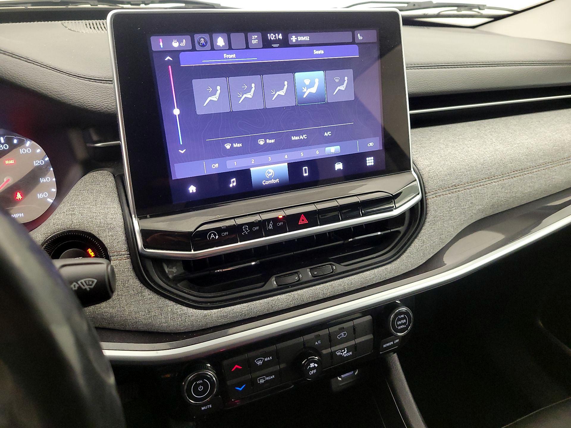 Thumbnail: 2022 Jeep Compass - 16