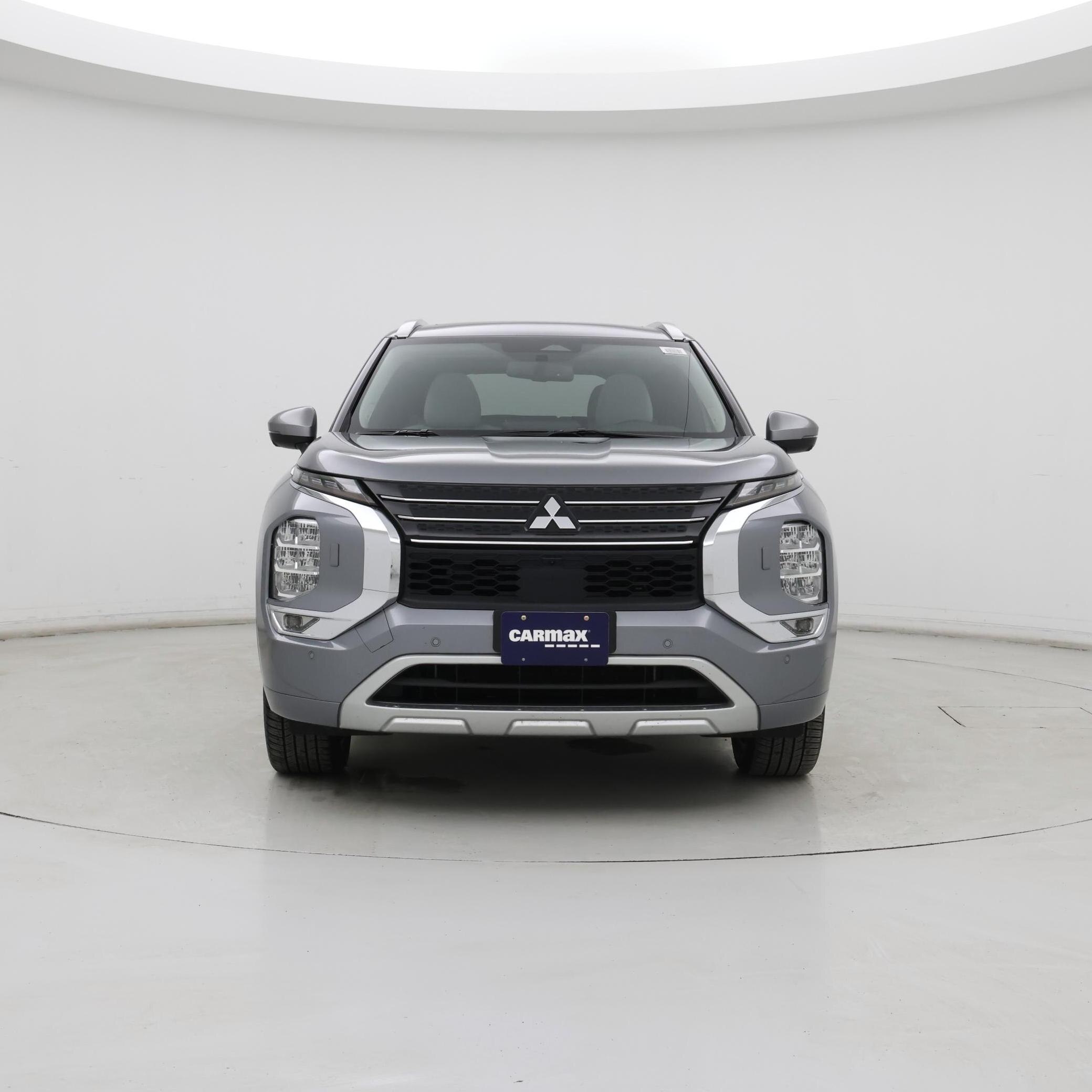 Thumbnail: 2023 Mitsubishi Outlander - 5