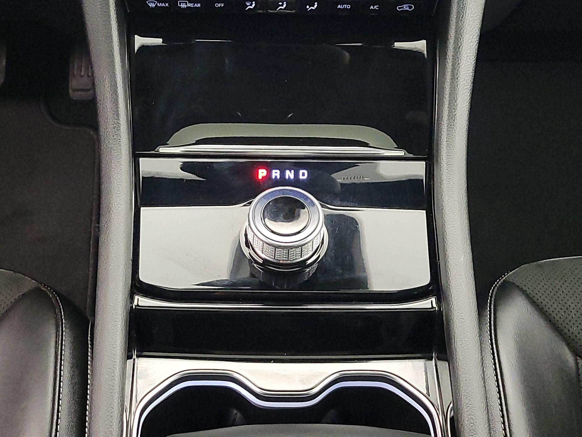 Thumbnail: 2023 Jeep Grand Cherokee - 17