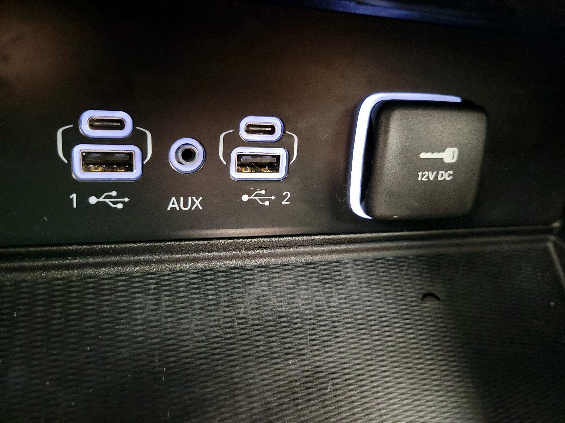 Thumbnail: 2023 Jeep Grand Cherokee - 18