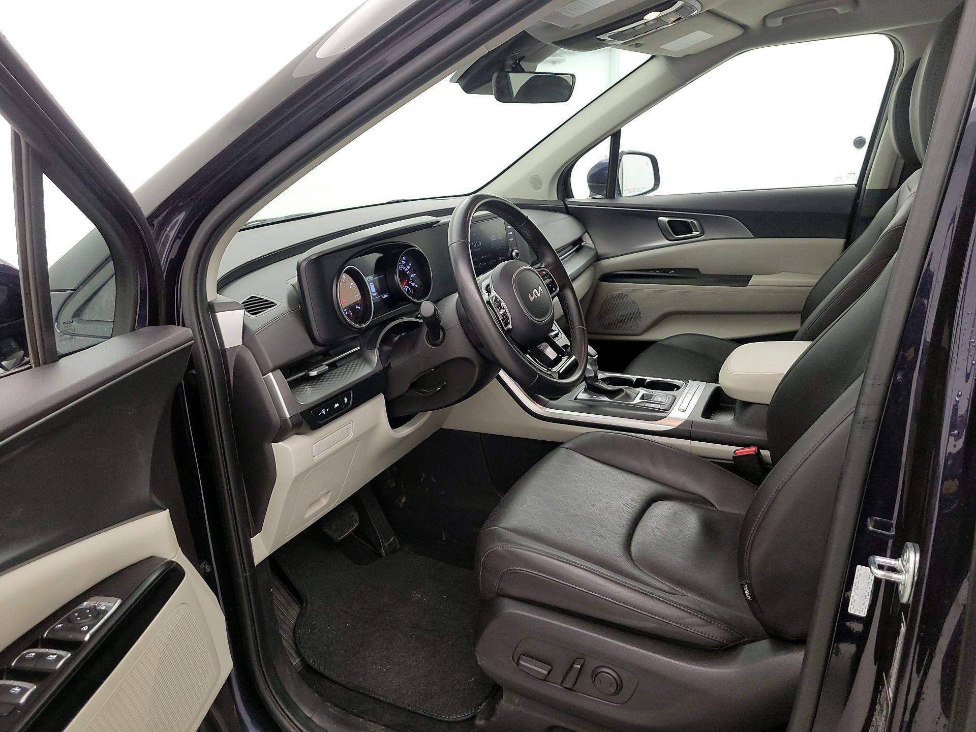 Thumbnail: 2024 Kia Carnival - 11