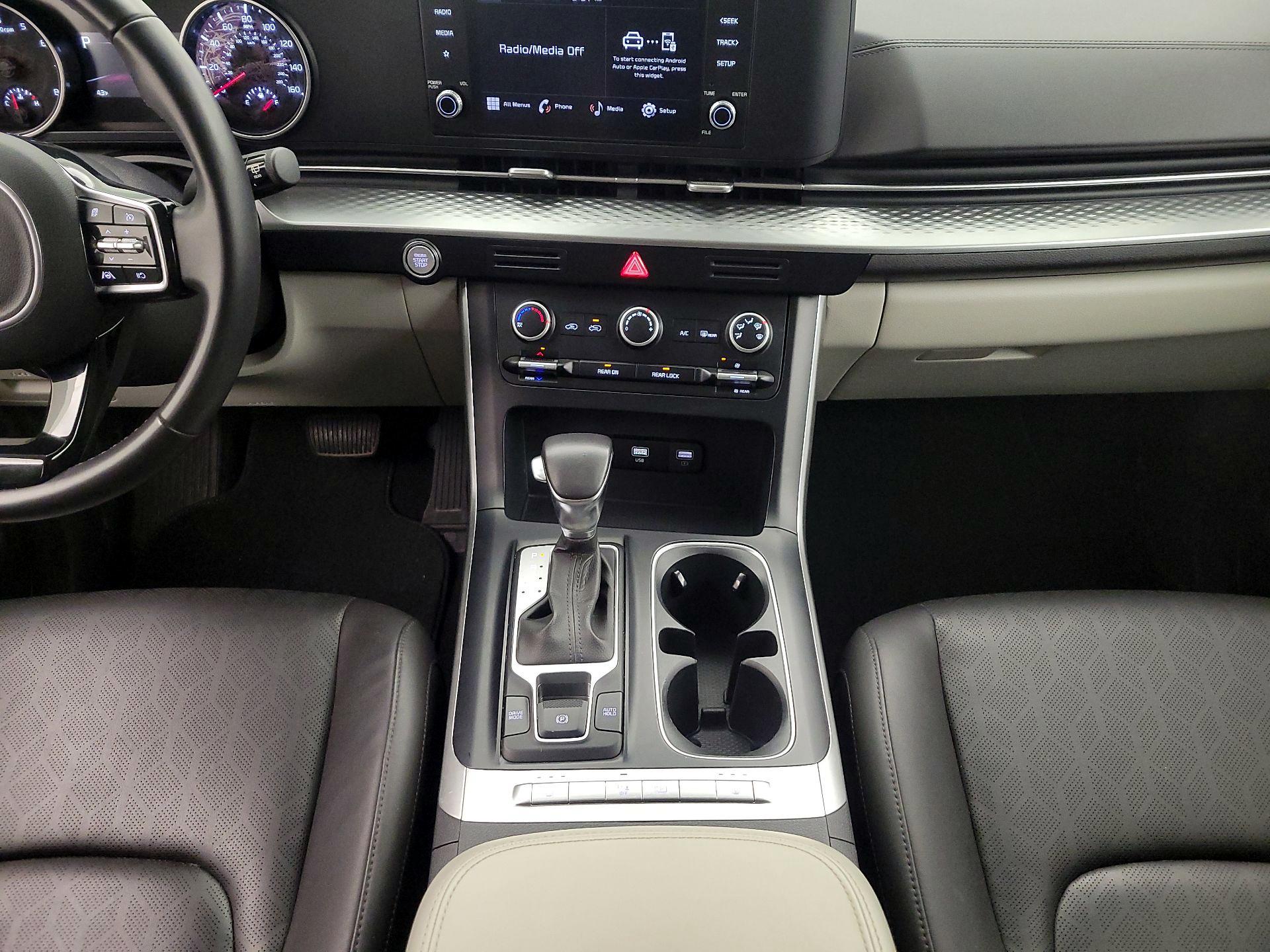 Thumbnail: 2024 Kia Carnival - 17