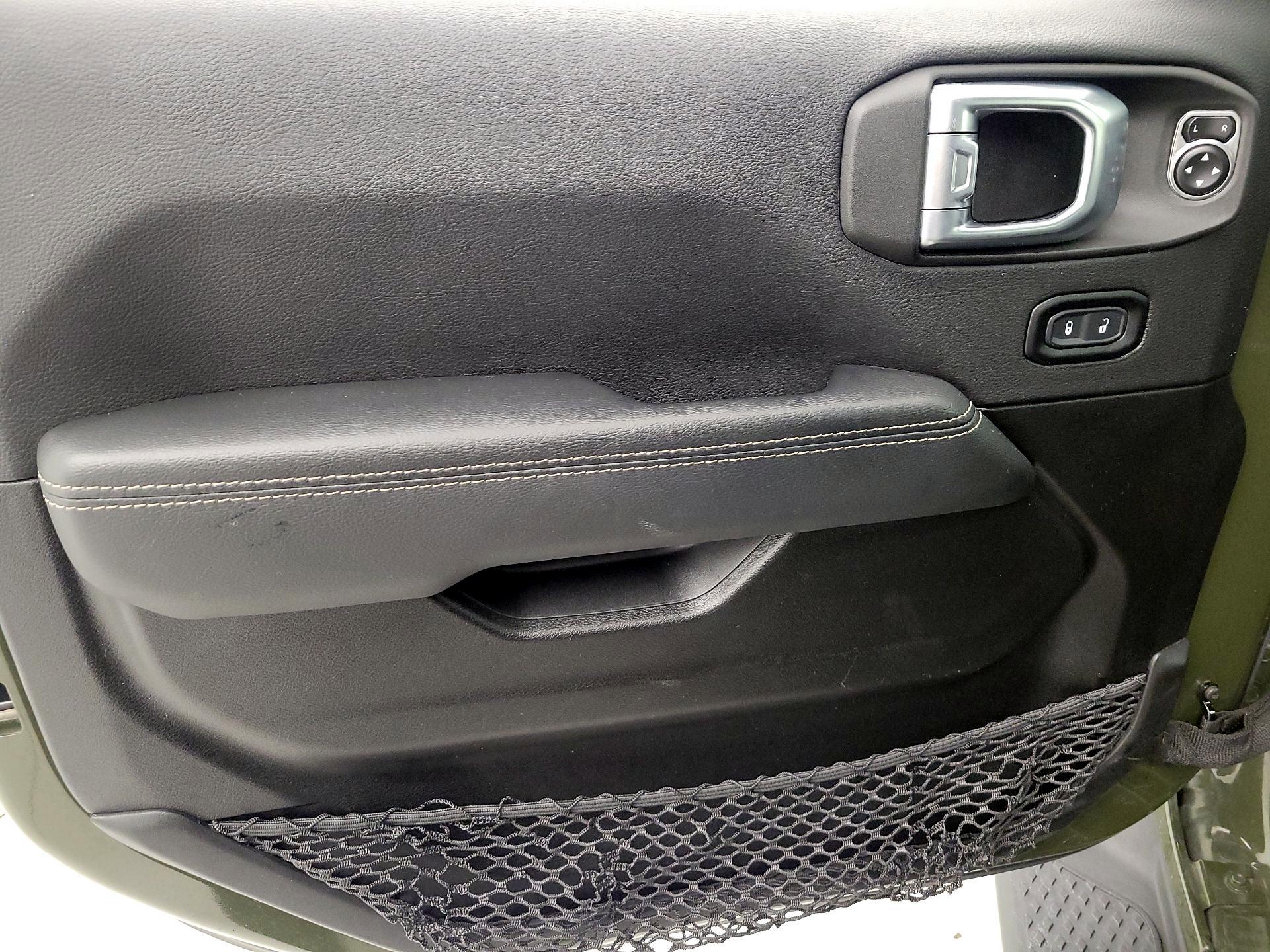 Thumbnail: 2023 Jeep Gladiator - 12