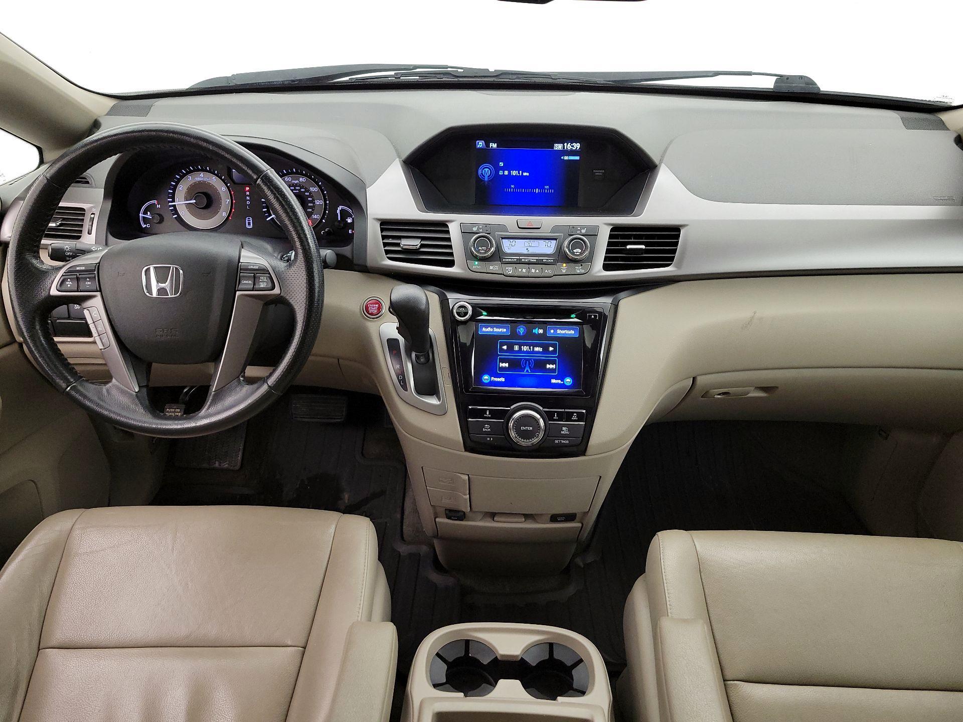 Thumbnail: 2015 Honda Odyssey - 9