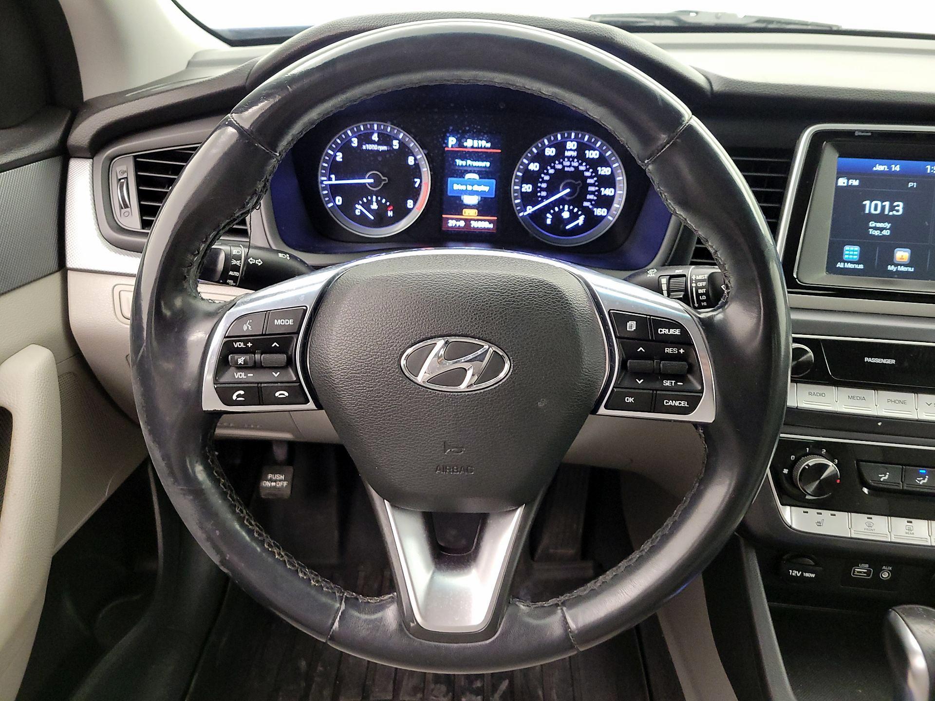 Thumbnail: 2018 Hyundai Sonata - 10