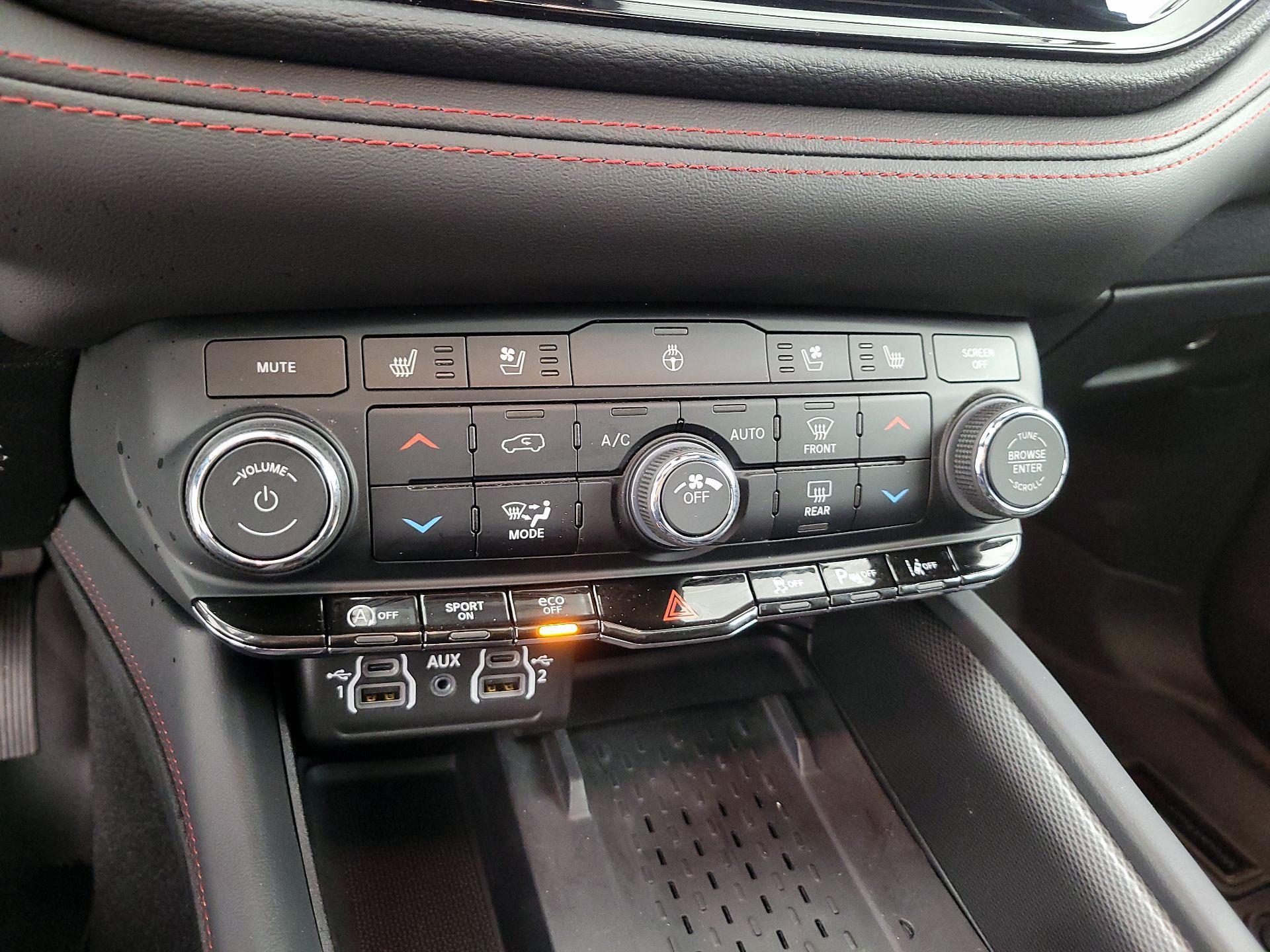 Thumbnail: 2025 Dodge Durango - 17