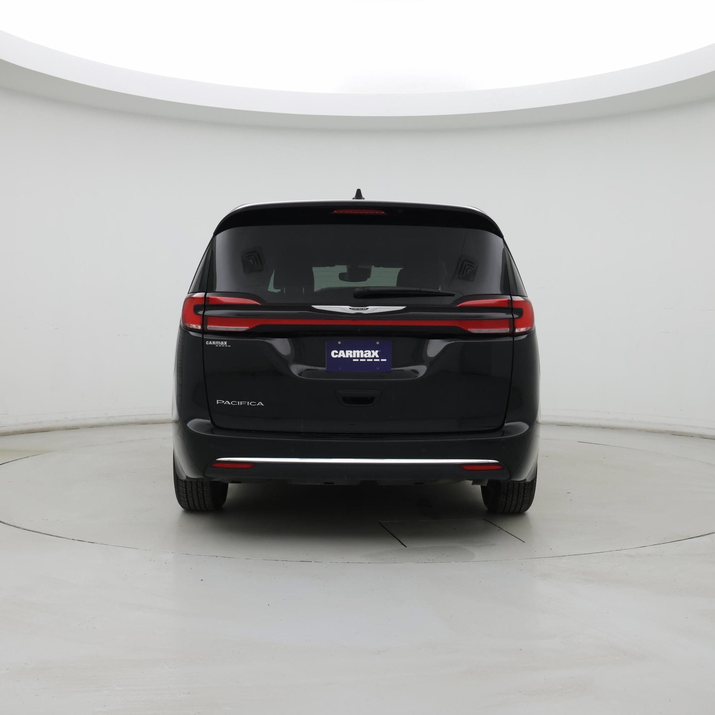 Thumbnail: 2024 Chrysler Pacifica - 6