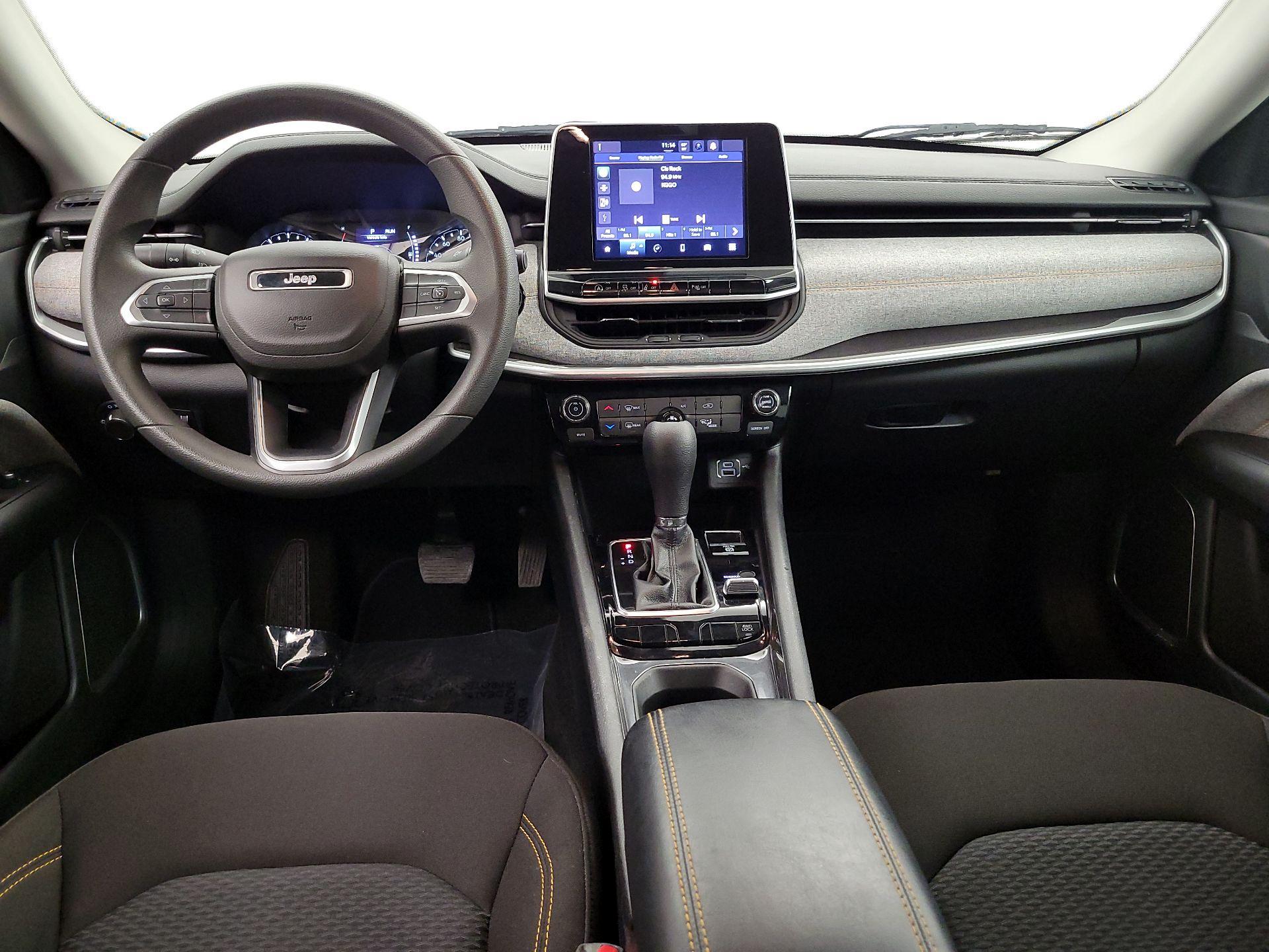 Thumbnail: 2022 Jeep Compass - 9