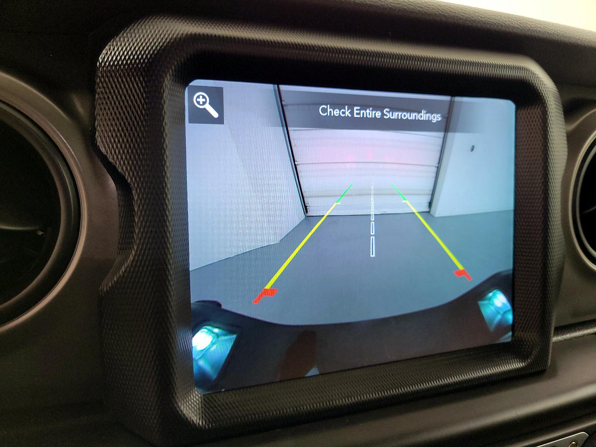 Thumbnail: 2022 Jeep Gladiator - 14