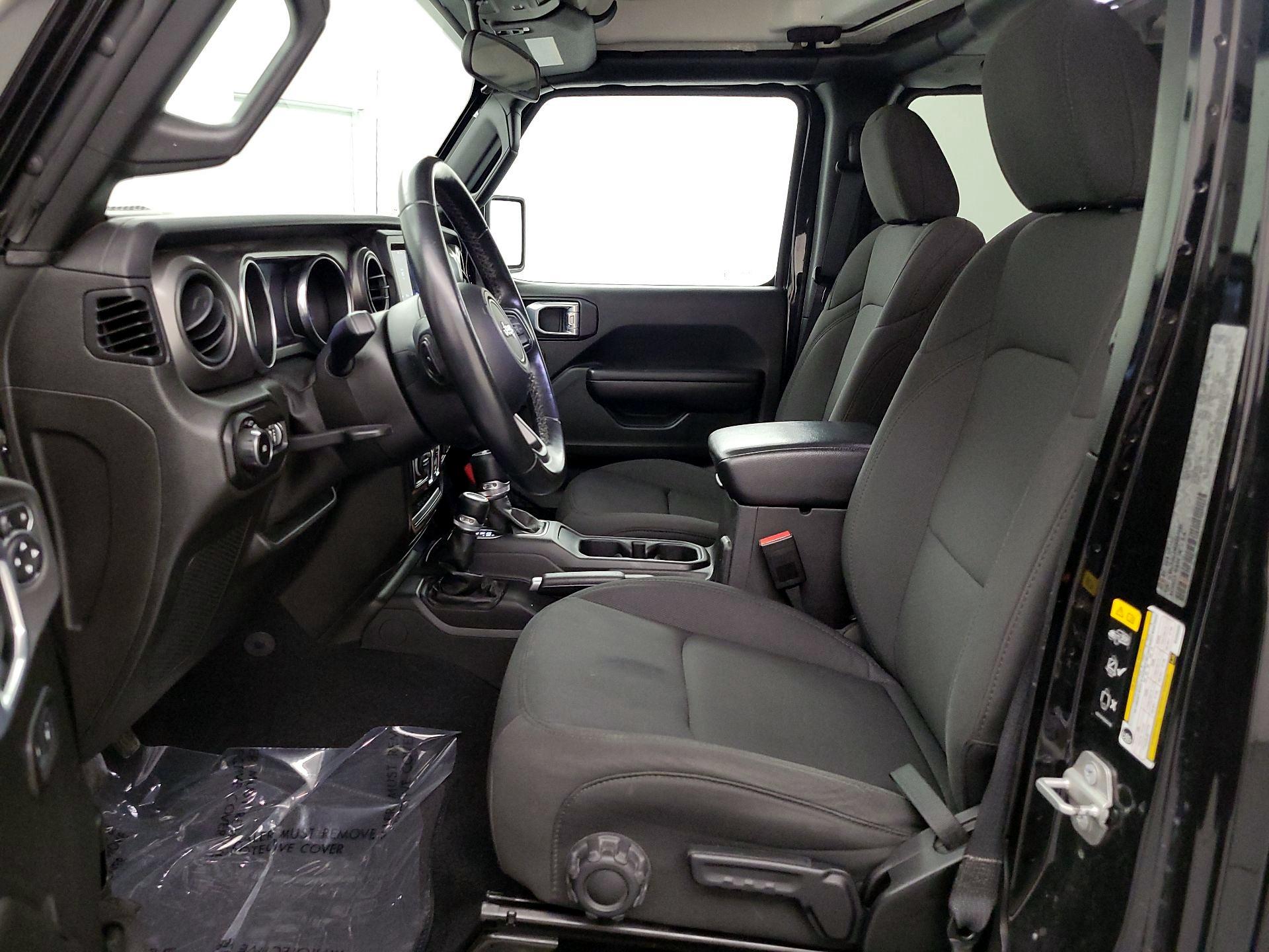 Thumbnail: 2021 Jeep Wrangler - 11