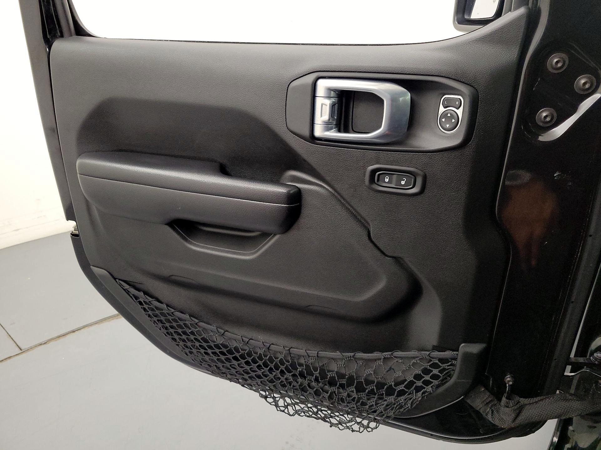 Thumbnail: 2021 Jeep Wrangler - 12