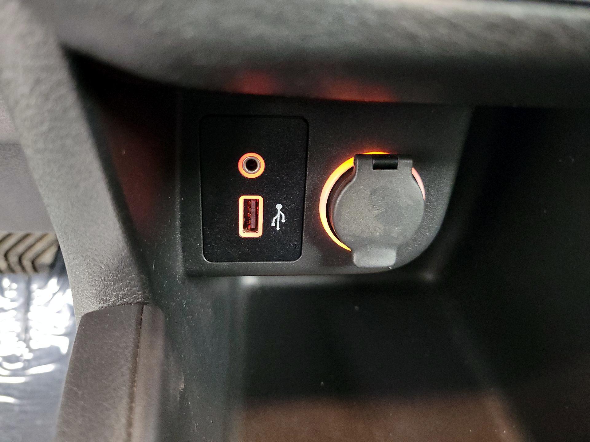 Thumbnail: 2023 Nissan Kicks - 18