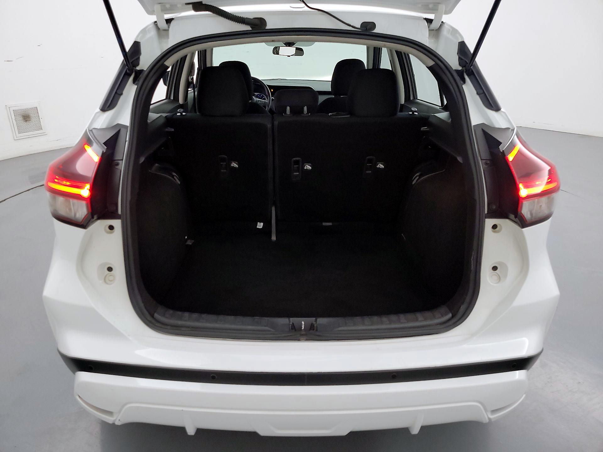 Thumbnail: 2023 Nissan Kicks - 20