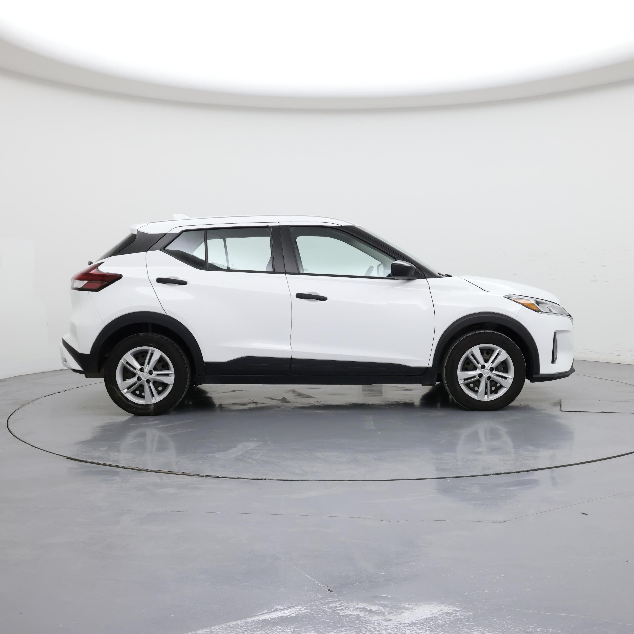 Thumbnail: 2023 Nissan Kicks - 7