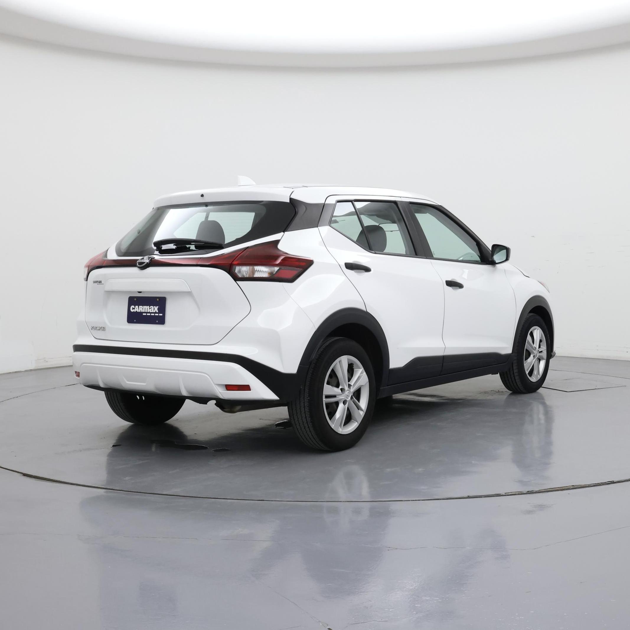 Thumbnail: 2023 Nissan Kicks - 8