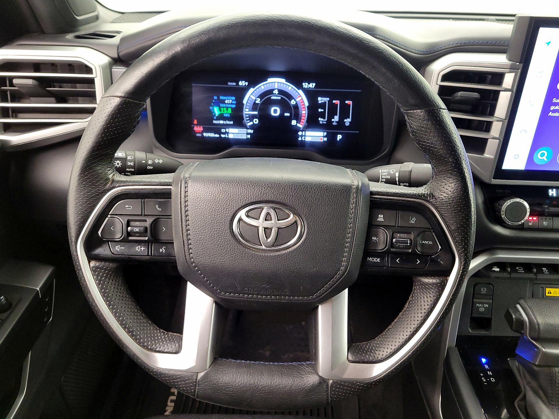 Thumbnail: 2022 Toyota Tundra - 10