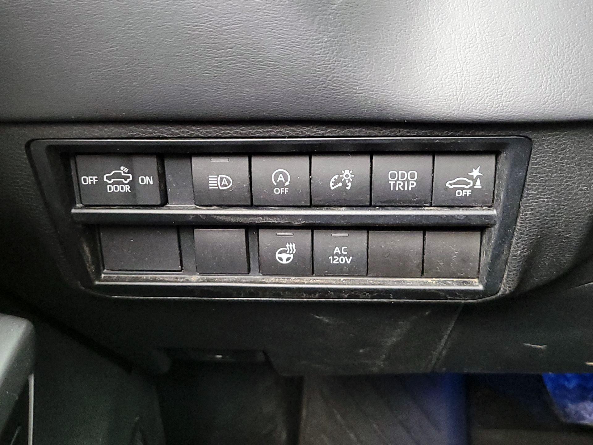 Thumbnail: 2022 Toyota Tundra - 13