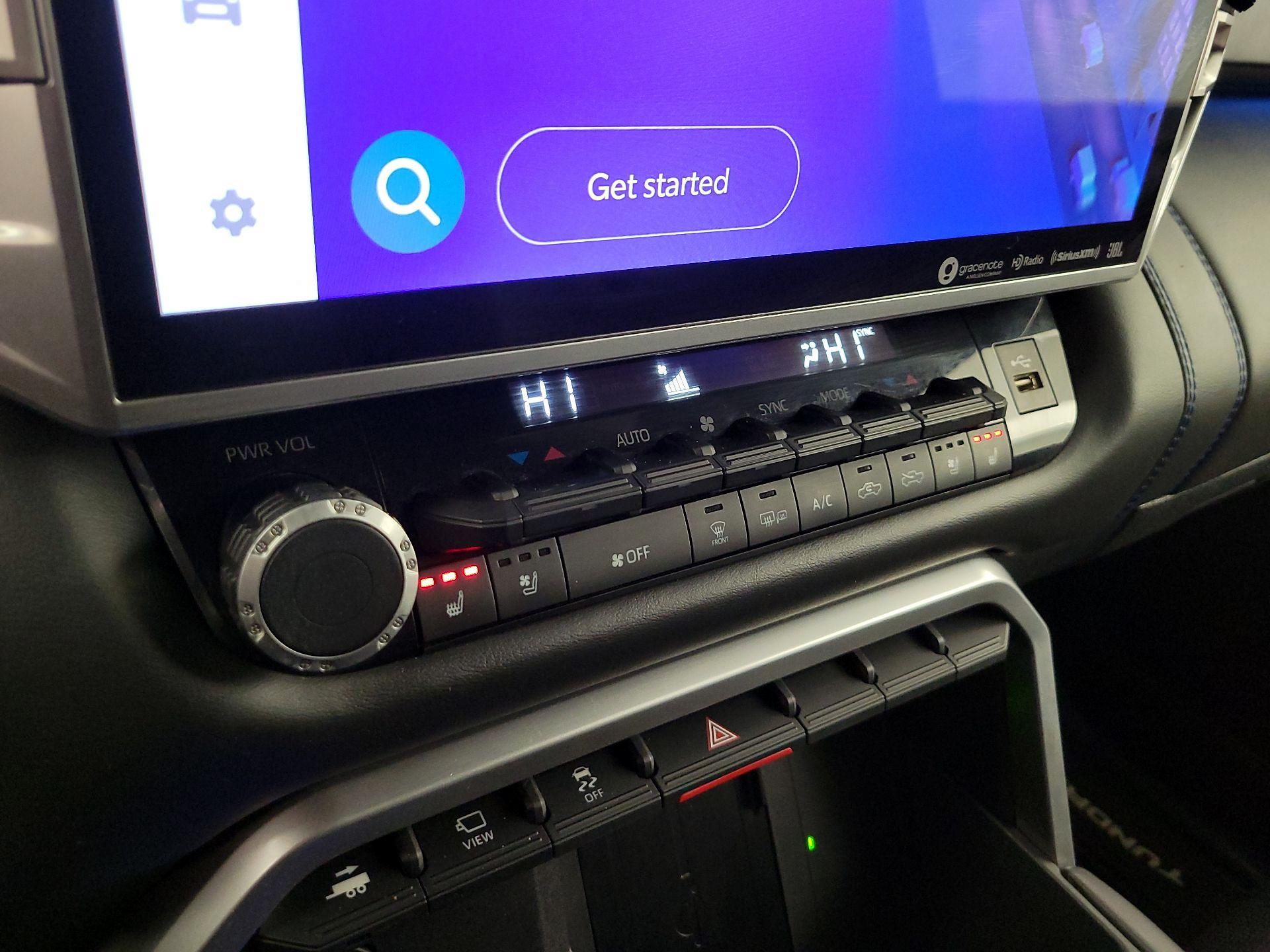 Thumbnail: 2022 Toyota Tundra - 17