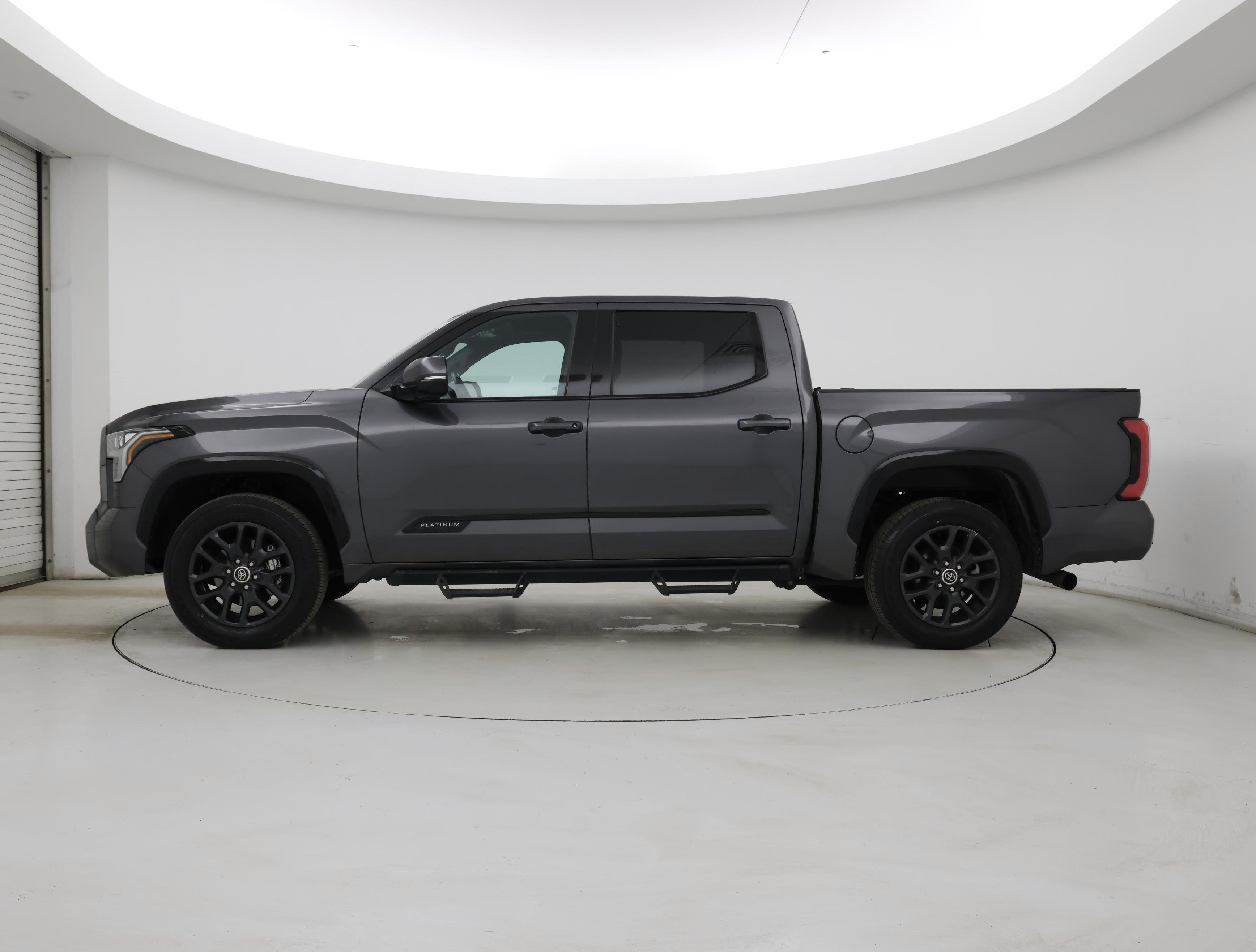 Thumbnail: 2022 Toyota Tundra - 3