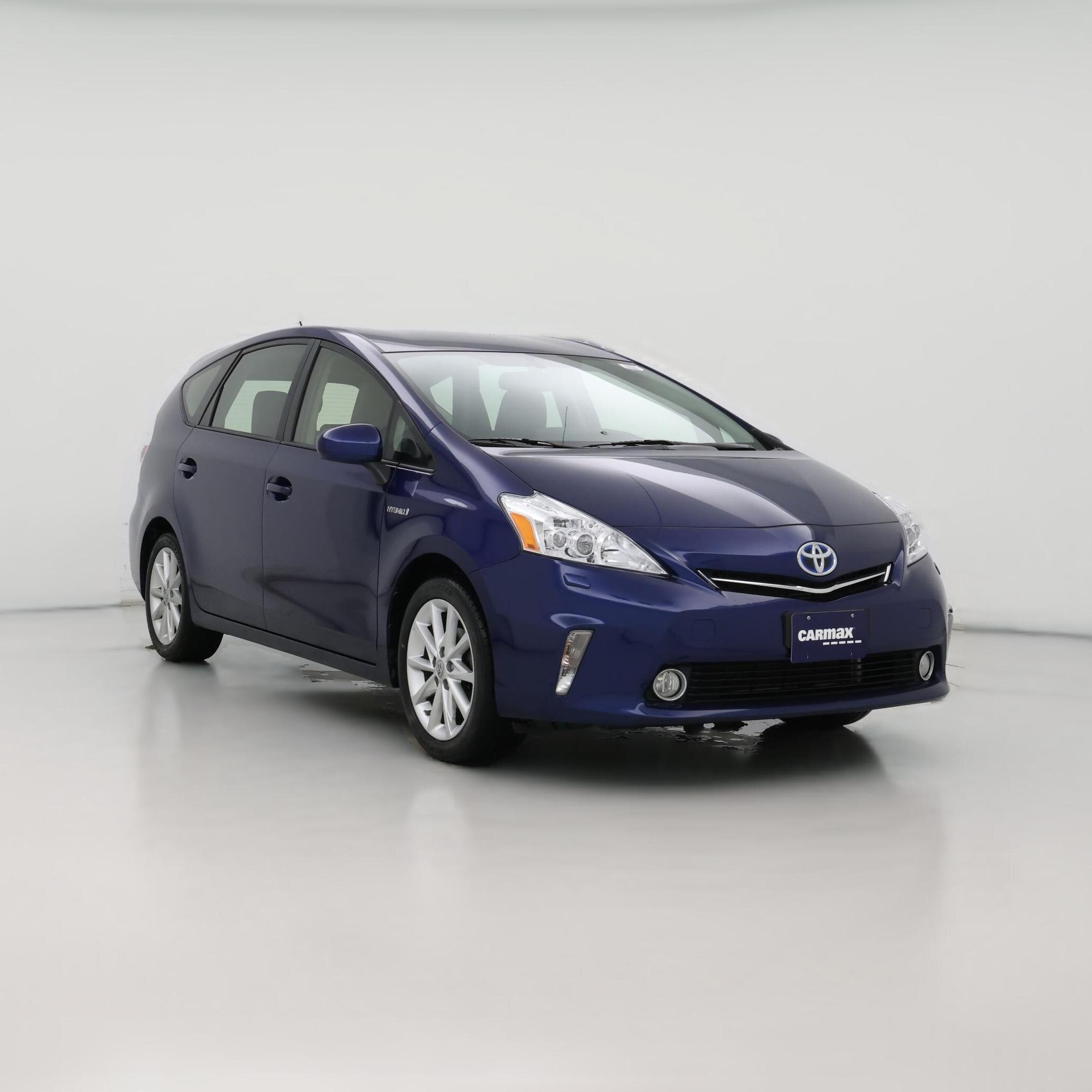 Thumbnail: 2014 Toyota Prius v - 1
