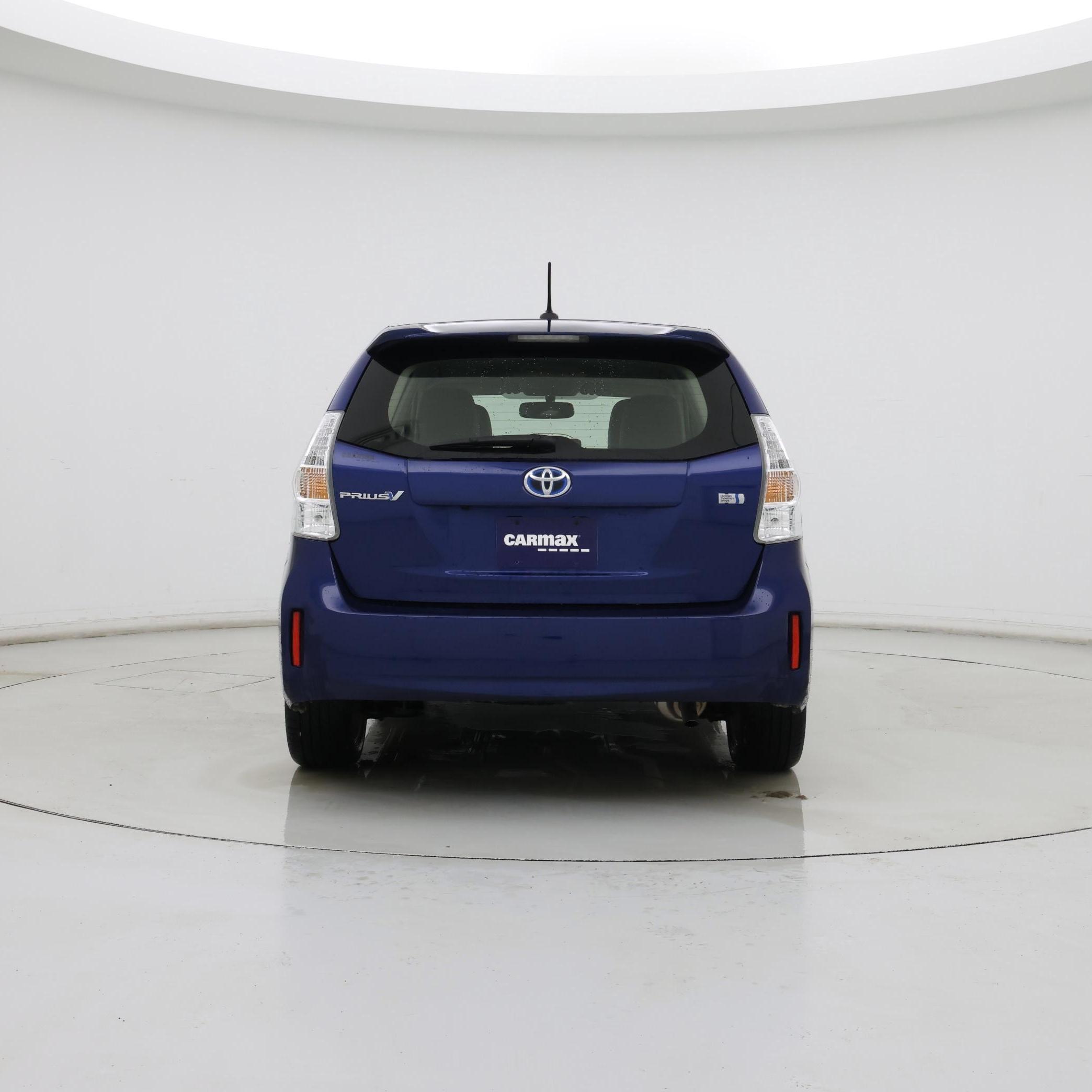 Thumbnail: 2014 Toyota Prius v - 6